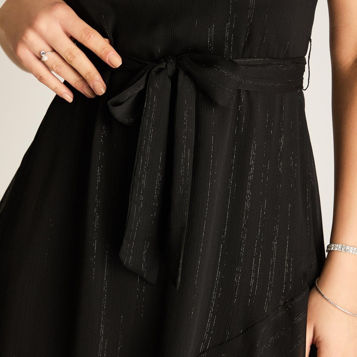 Vestido Negro Asimétrico con Lazo-2