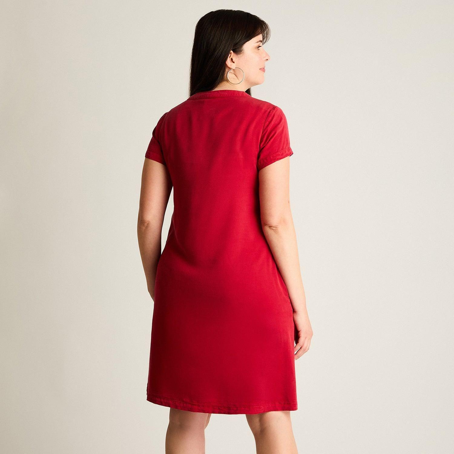 Vestido Corto Fucsia No Elasticado Sin Forro Calce Holgado-1