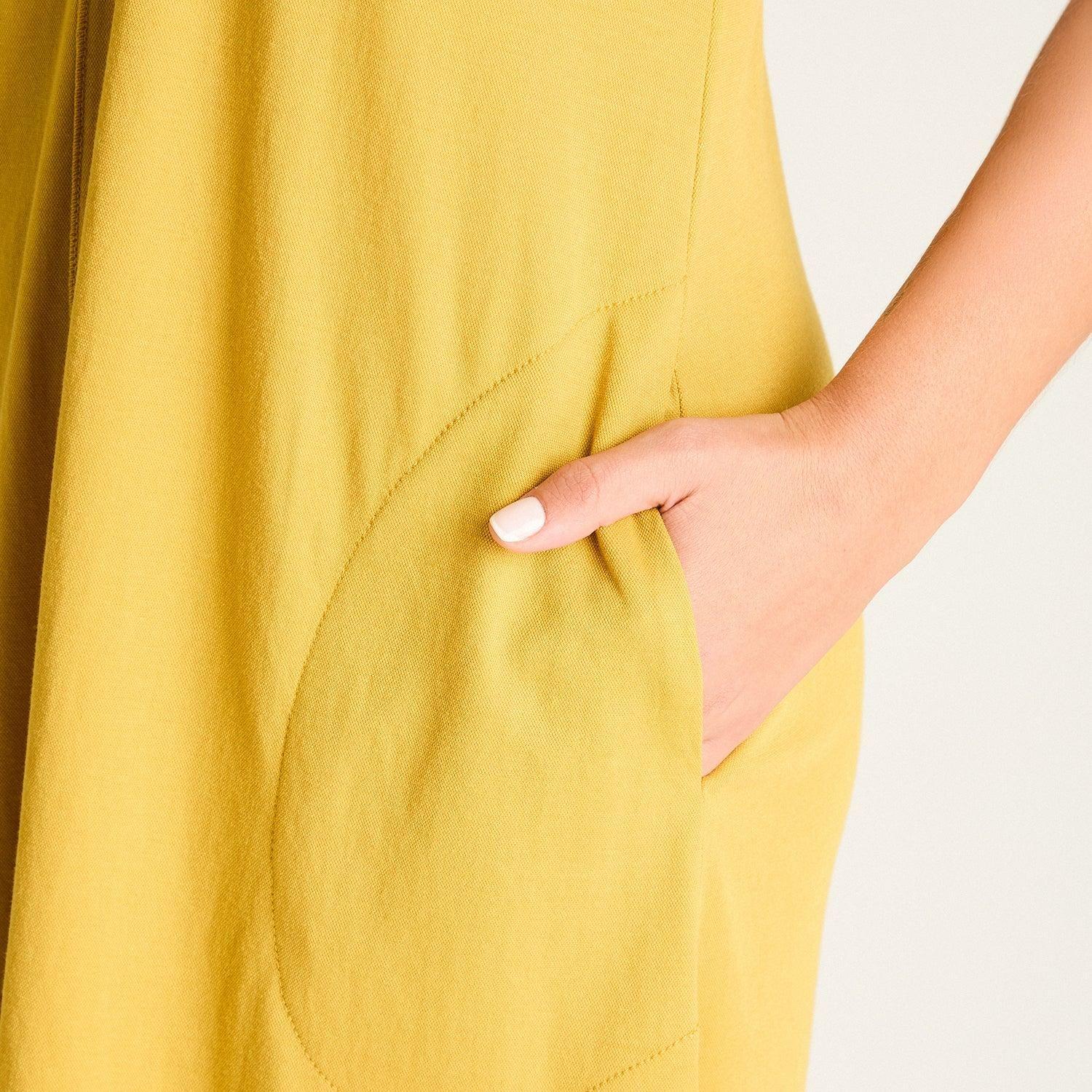 Vestido Midi Mostaza No Elasticado Sin Forro Calce Holgado-2