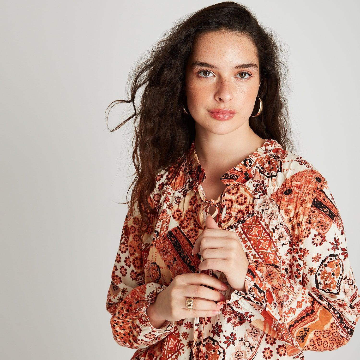 Blusa Con Lúrex Y Amarra En Escote Terracota-2