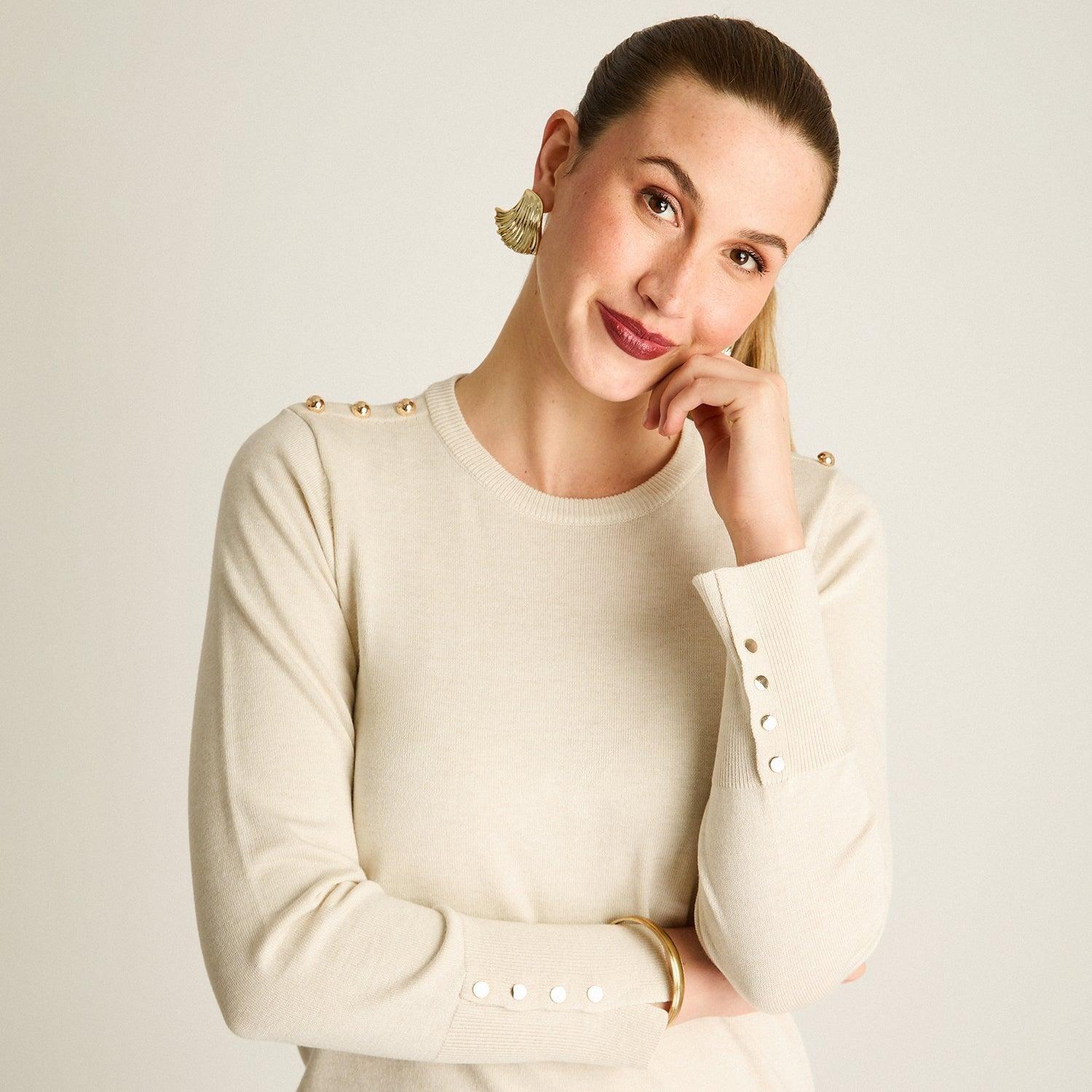 Sweater Arena Cuello Redondo con Botones en Hombros-2