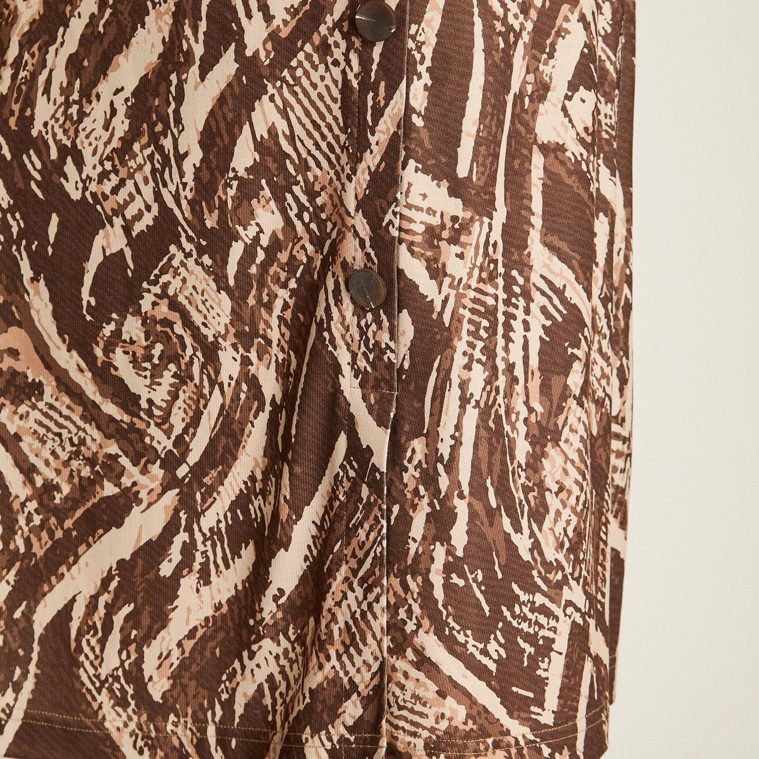 Falda Cafe Elasticidad Media Sin Forro Calce Normal Tela Camant-2