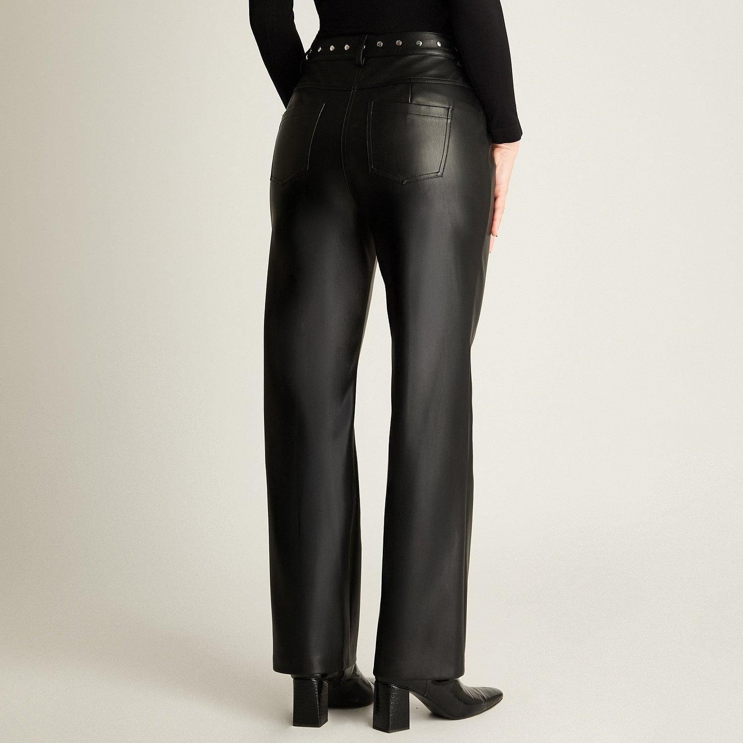 Pantalón De Pu Recto Con Tachas En Pretina Negro-0