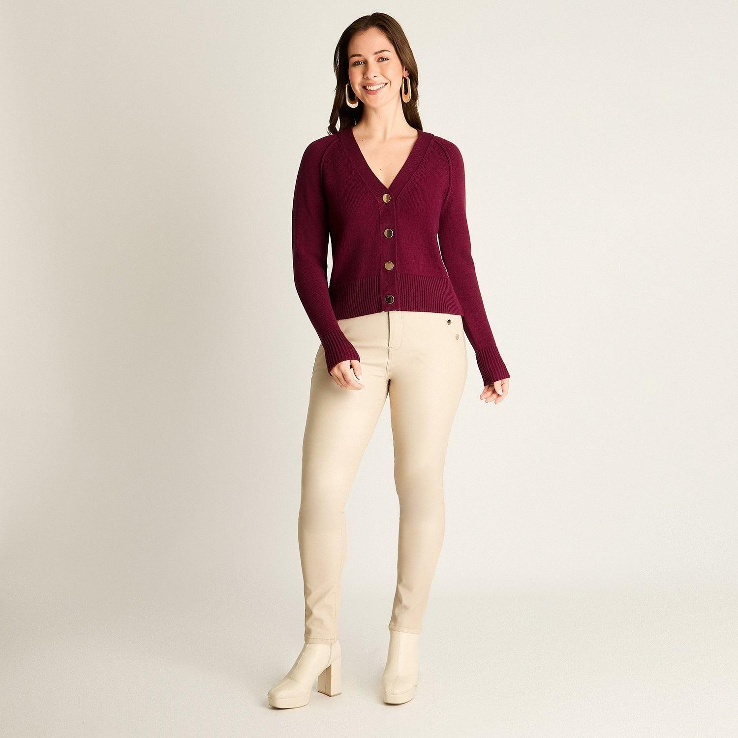 Cardigan Burdeo con Botones Dorados-3