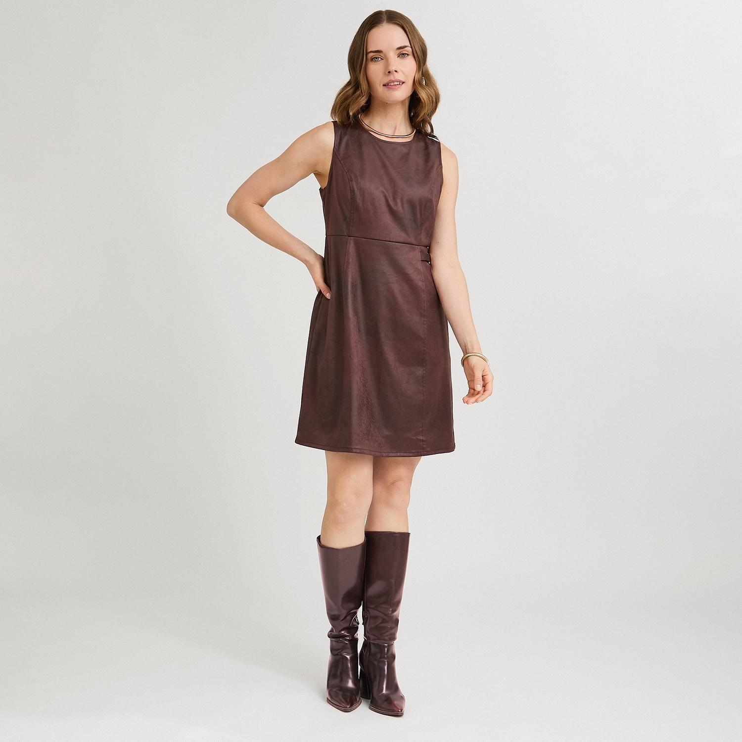 Vestido Corto de Suede con Hebilla Decorativa Café-3