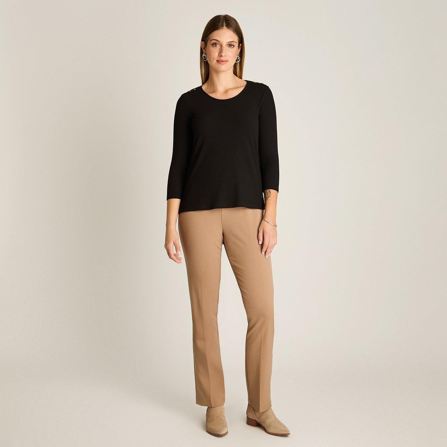 Polera Negro Manga 3/4 con Aplicación en Hombros-3