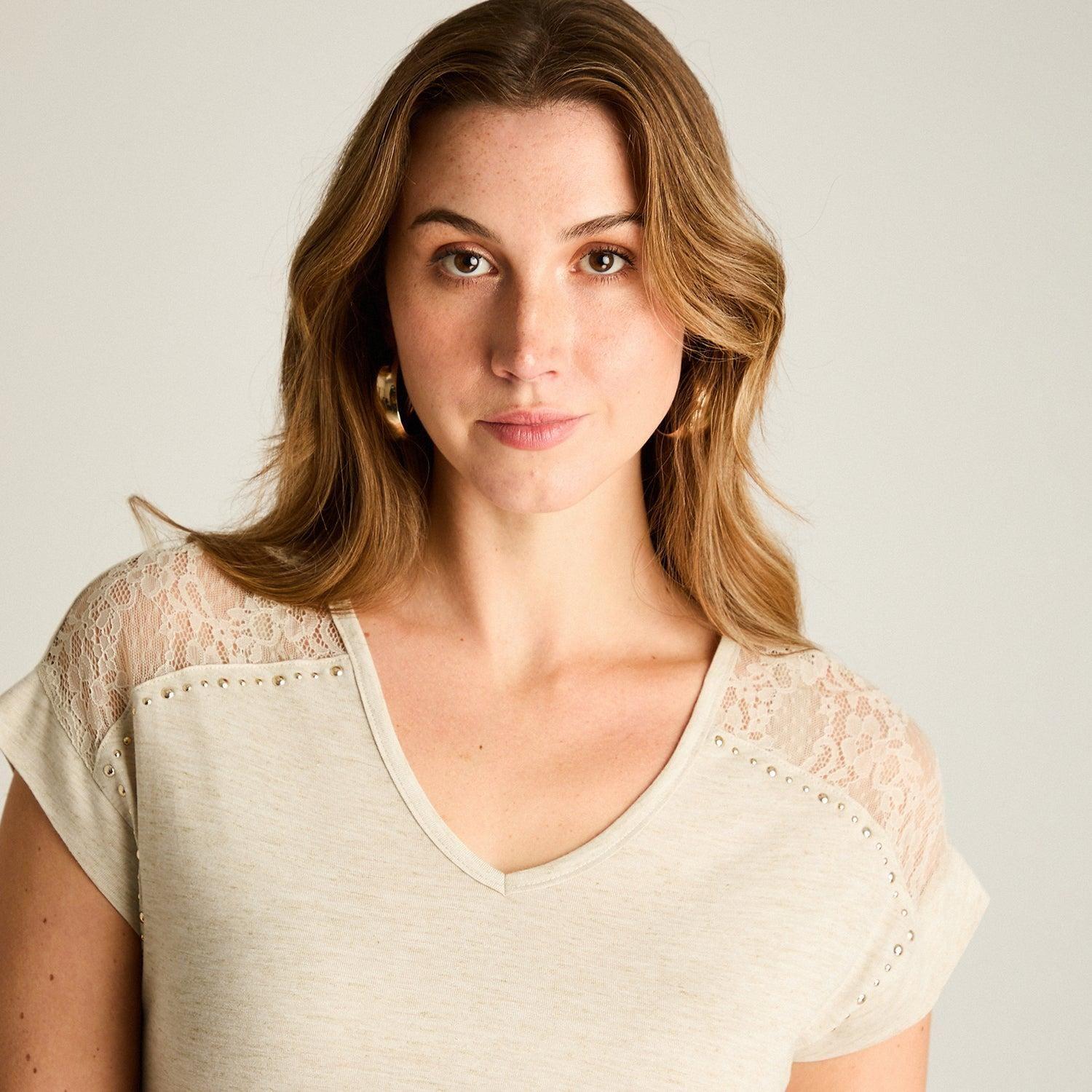 Polera Beige Tejida con Detalle Brillante-2
