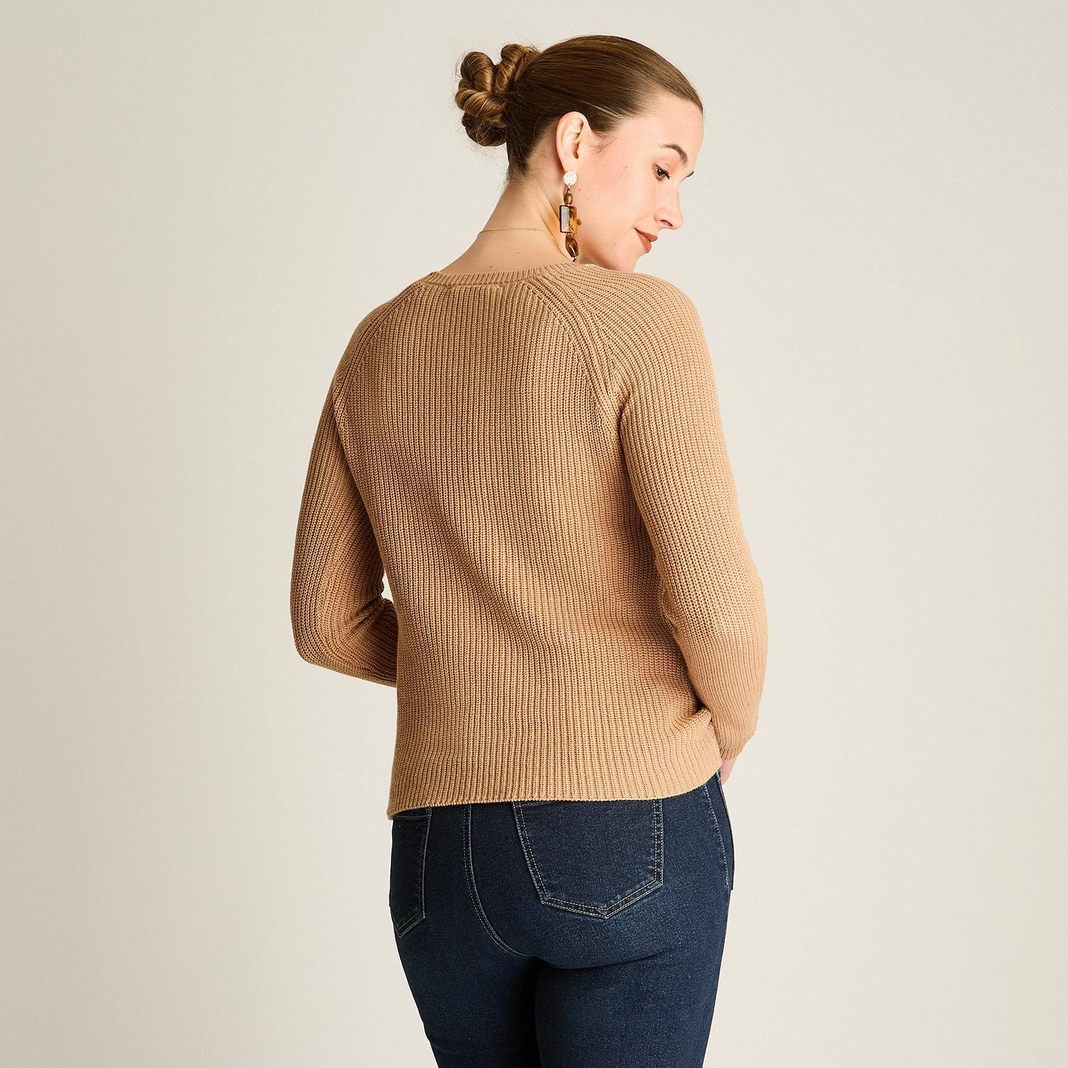 Sweater Camel Escote V con Cortes Delanteros-1