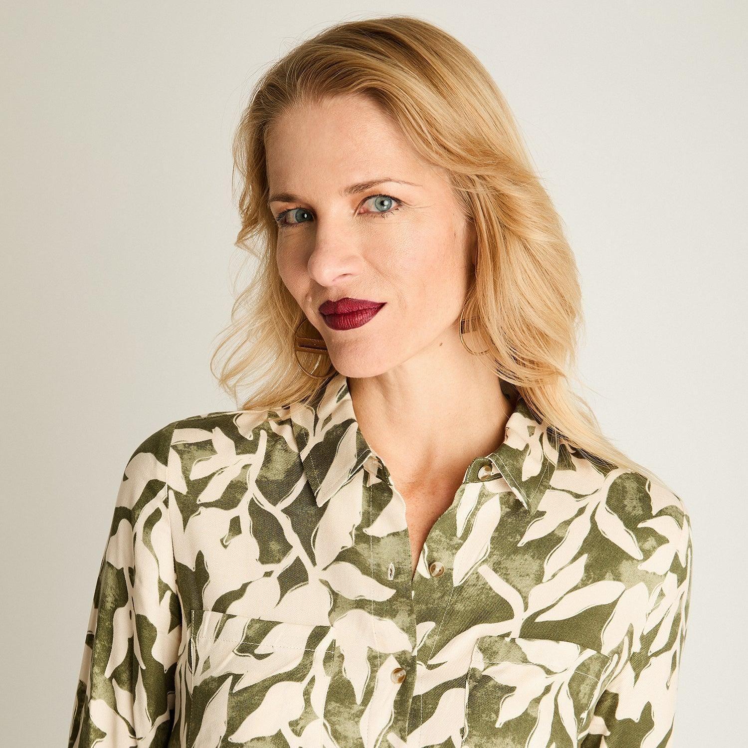 Blusa Manga Larga Estampada Viscosa Twill Verde-2