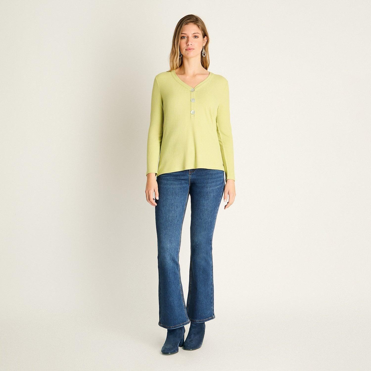 Polera Verde Escote V-3