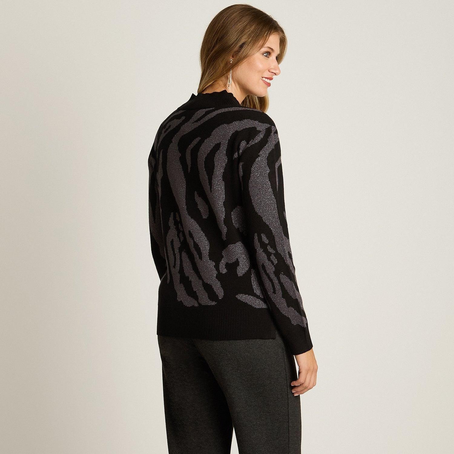 Sweater Negro con Estampado Animal Print y Lurex en Tejido-1