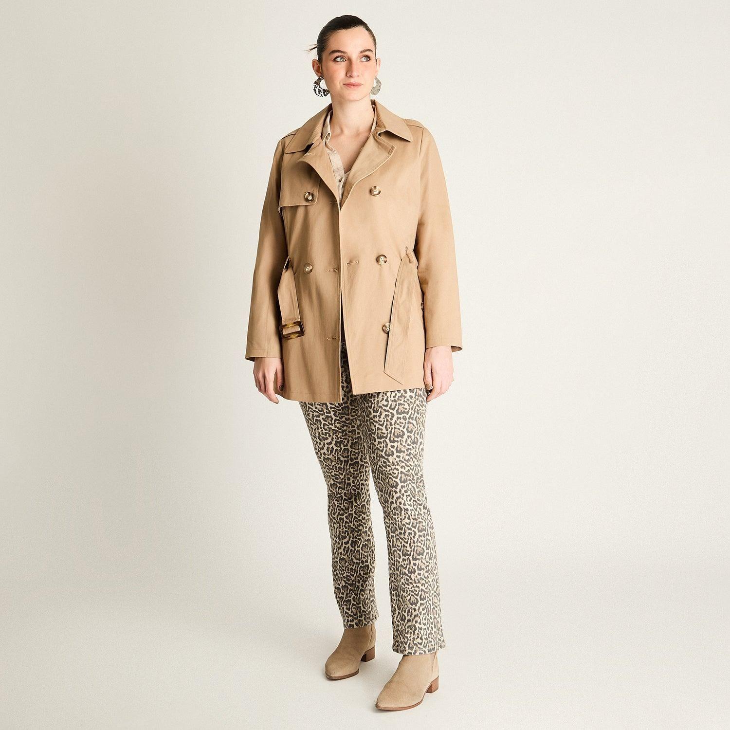 Trench Beige Estilo Clásico-3