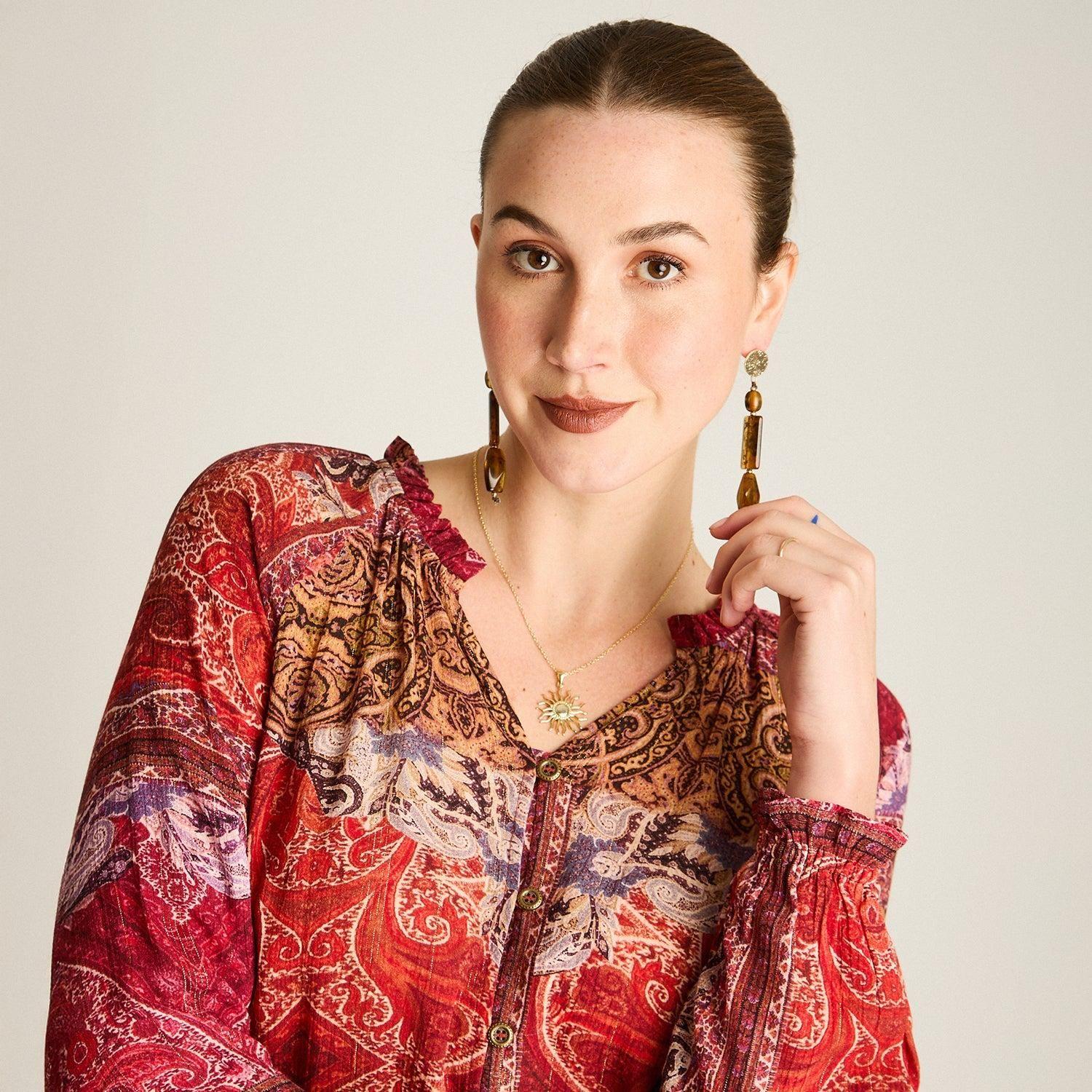 Blusa Terracota Estampada con Botones y Cuello Mao-2