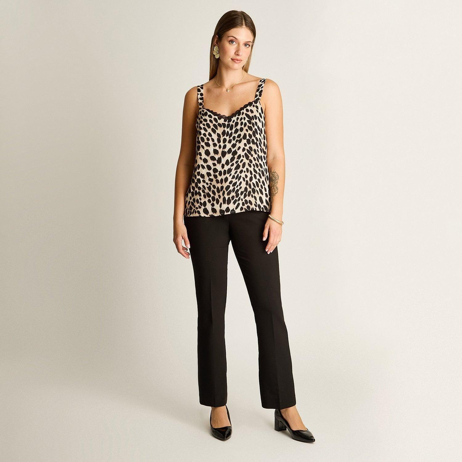 Blusa Pabilo Lencera Café Animal Print con Tirantes Ajustables-3