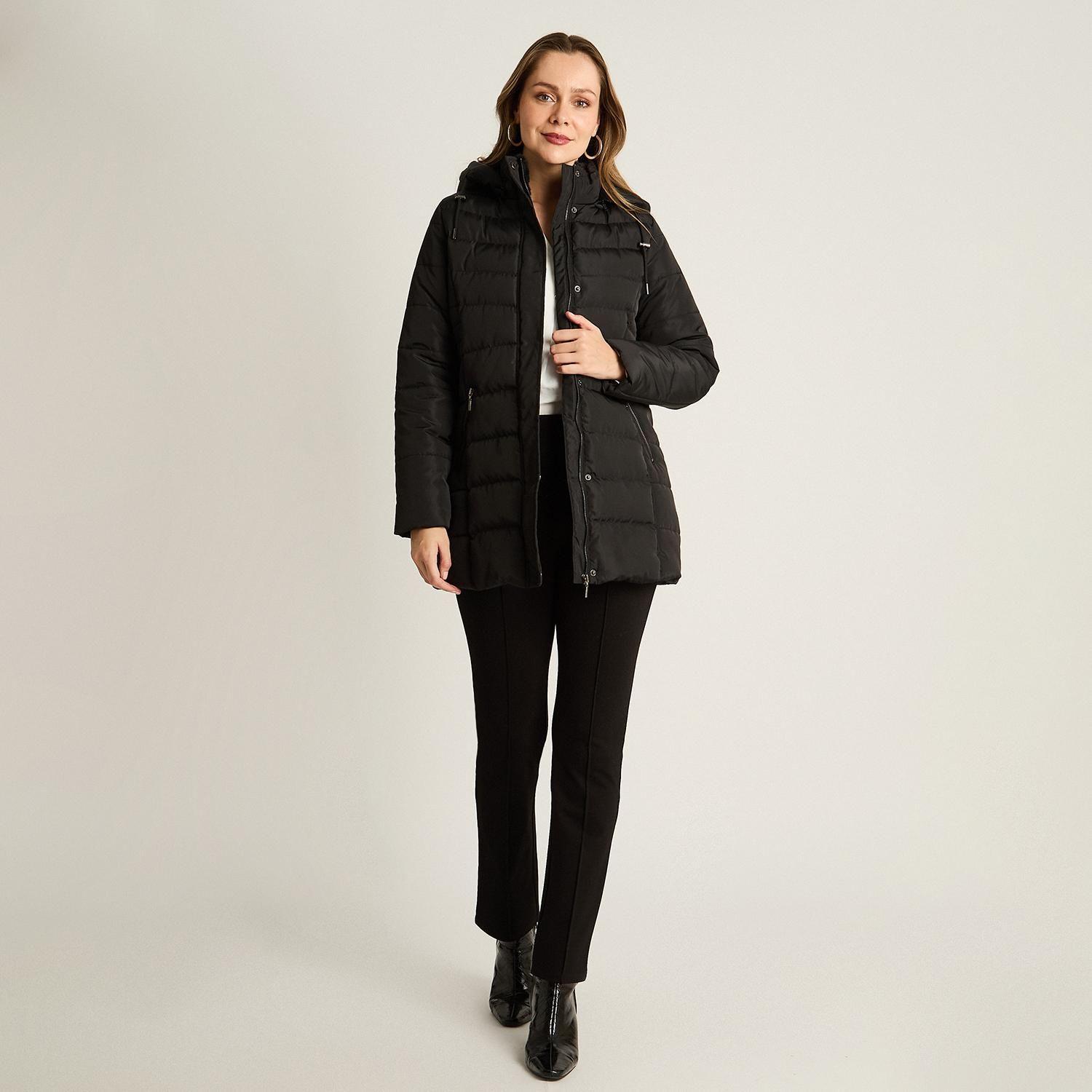 Parka Larga Negra con Gorro y Diseño Quilted-3