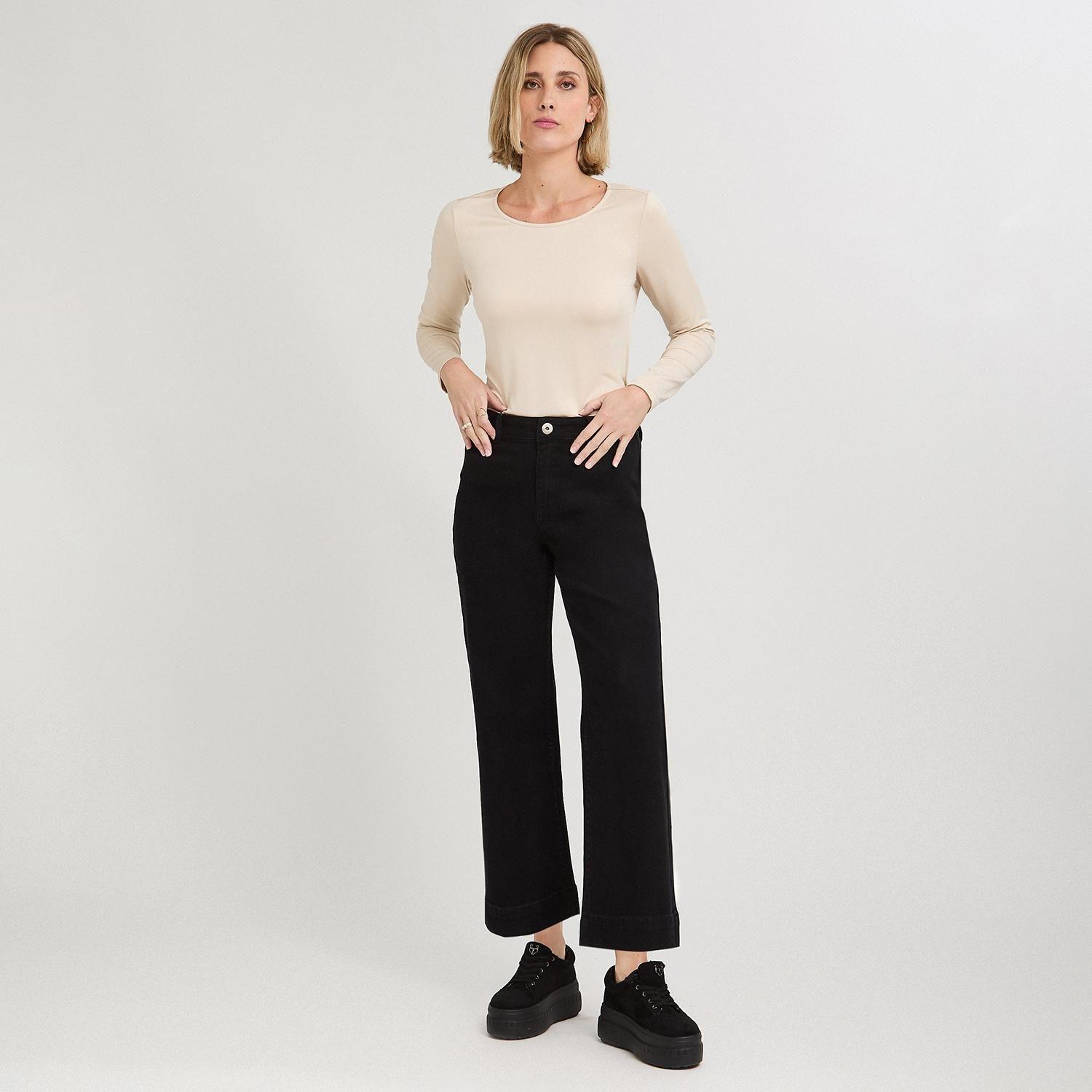 Jeans Culotte un Botón Negro-3