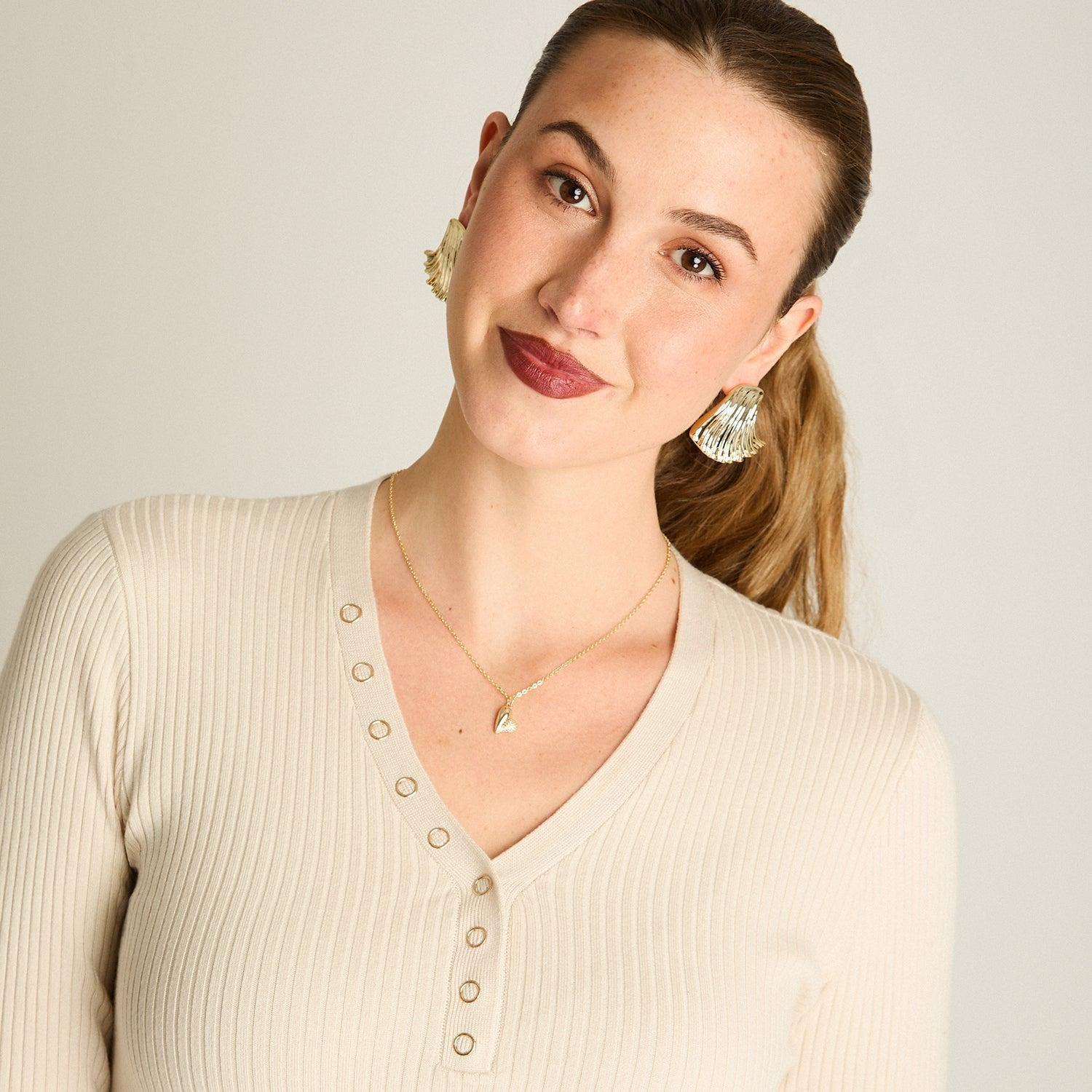 Sweater Arena Manga Larga con Escote en V y Botones-2