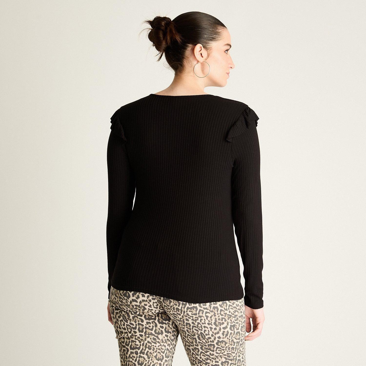 Polera Negra con Volantes-1