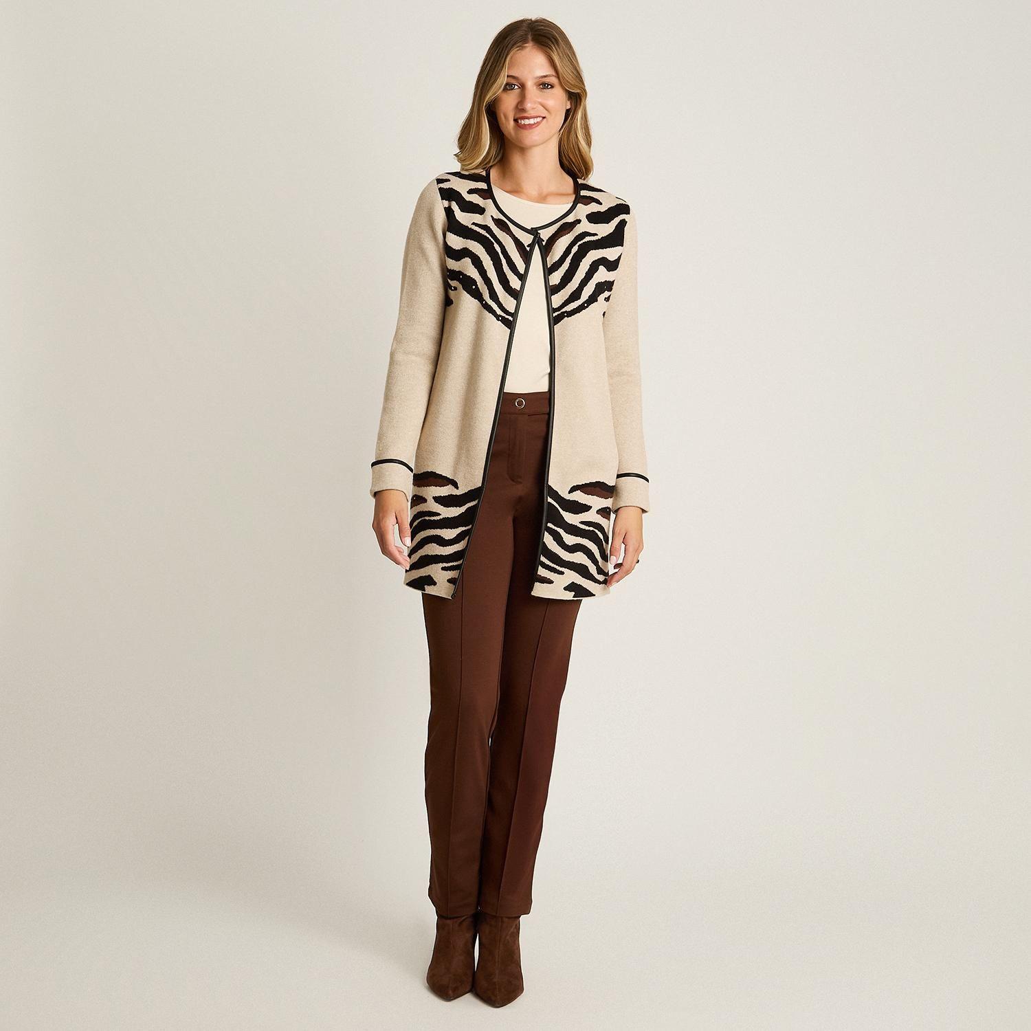 Tapado Beige con Estampado Animal Print en Tejido-3