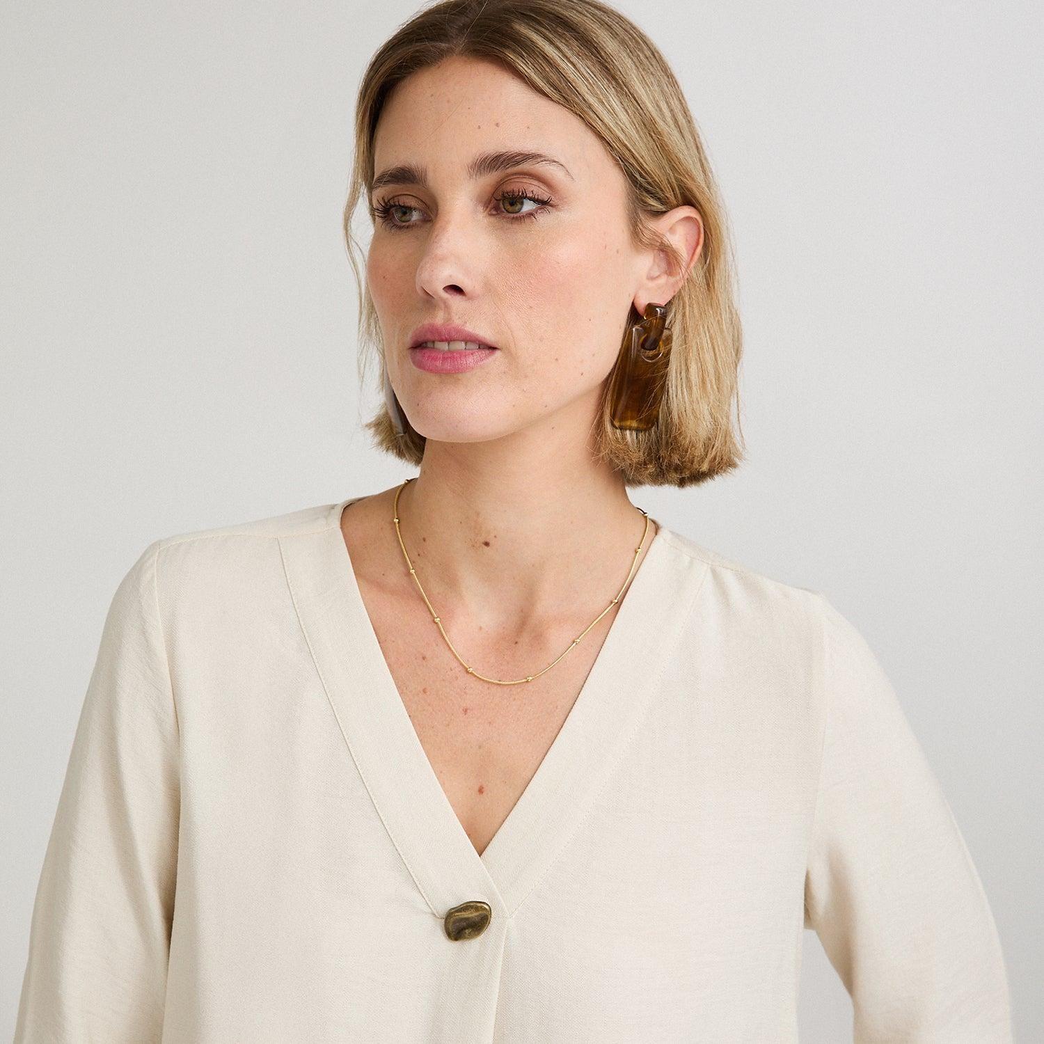 Blusa Manga 3/4 con Botón Crudo-3