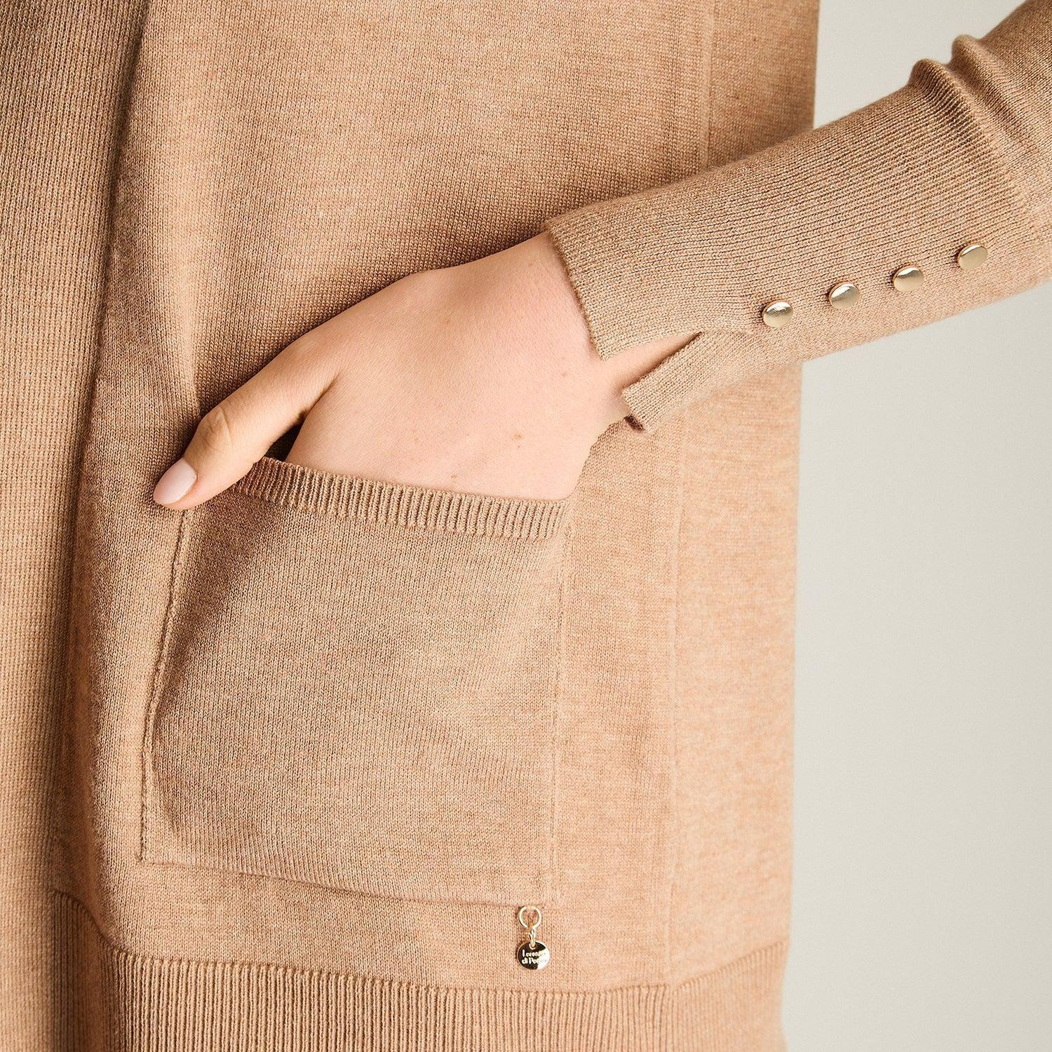 Tapado Camel Tejido Largo con Bolsillos-2