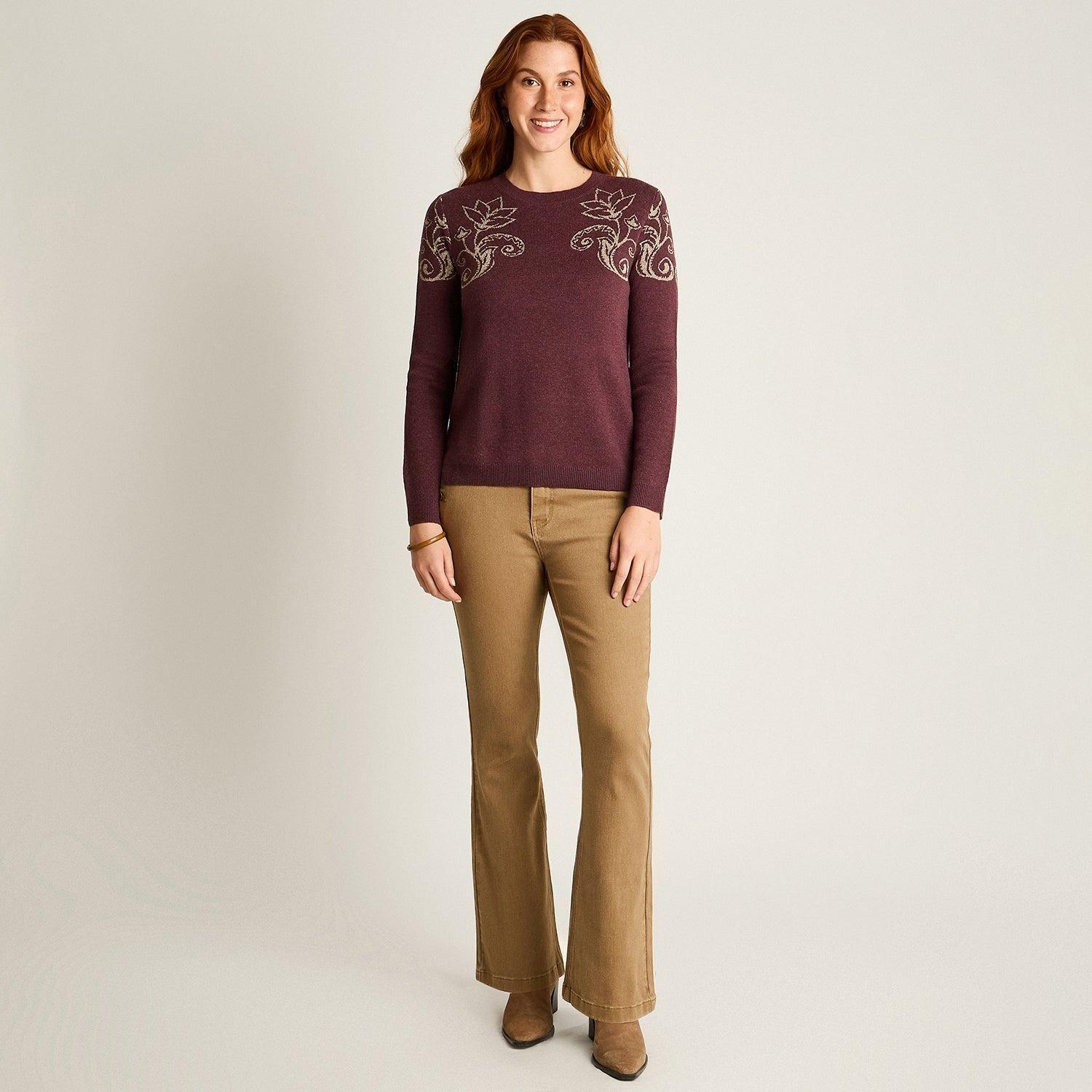 Sweater Burdeo con Estampado Floral Dorado en Hombros en Tejido-3