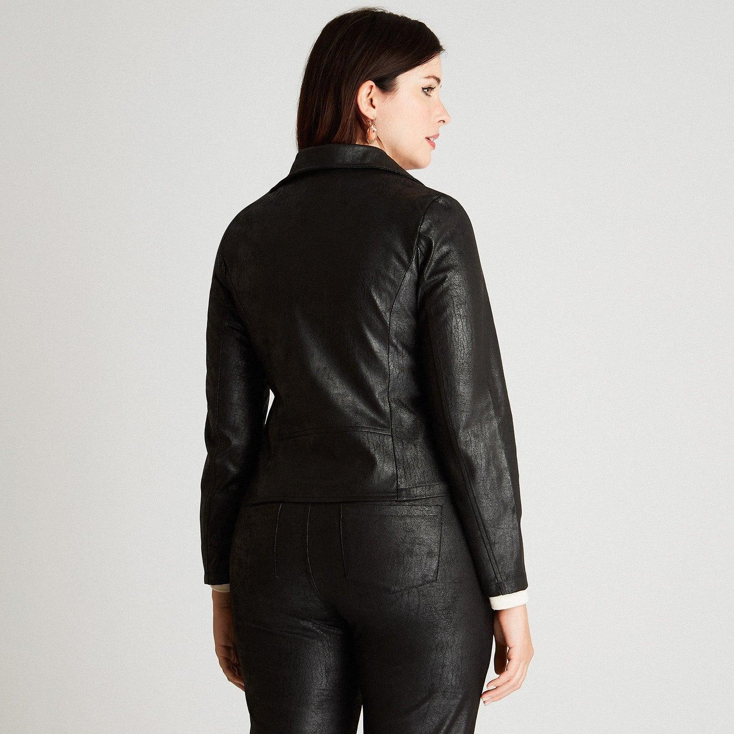 Casaca Eco cuero Negro Manga Larga Cuello Solapa-1