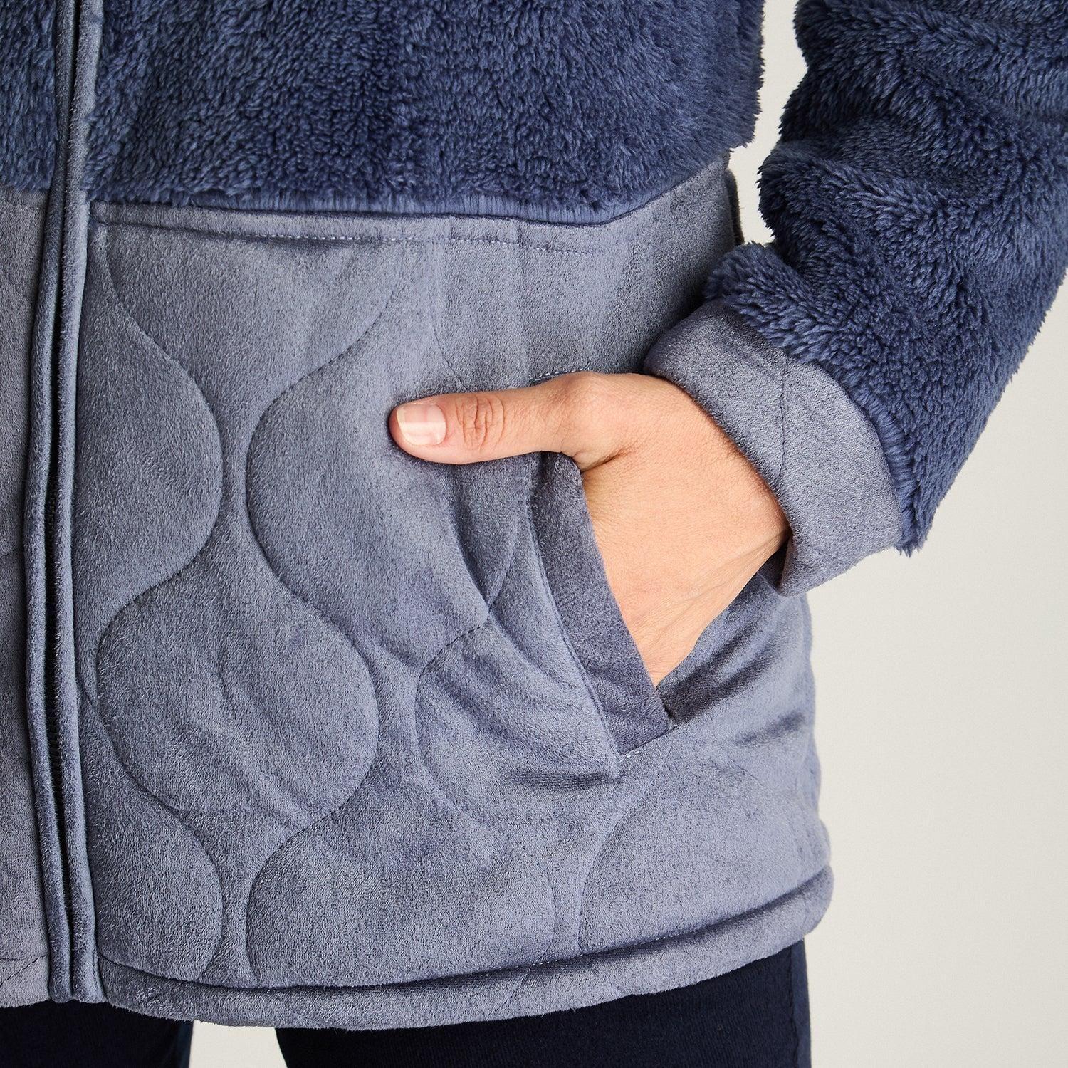Polerón Coral Fleece Con Detalles En Quilted Indigo-2