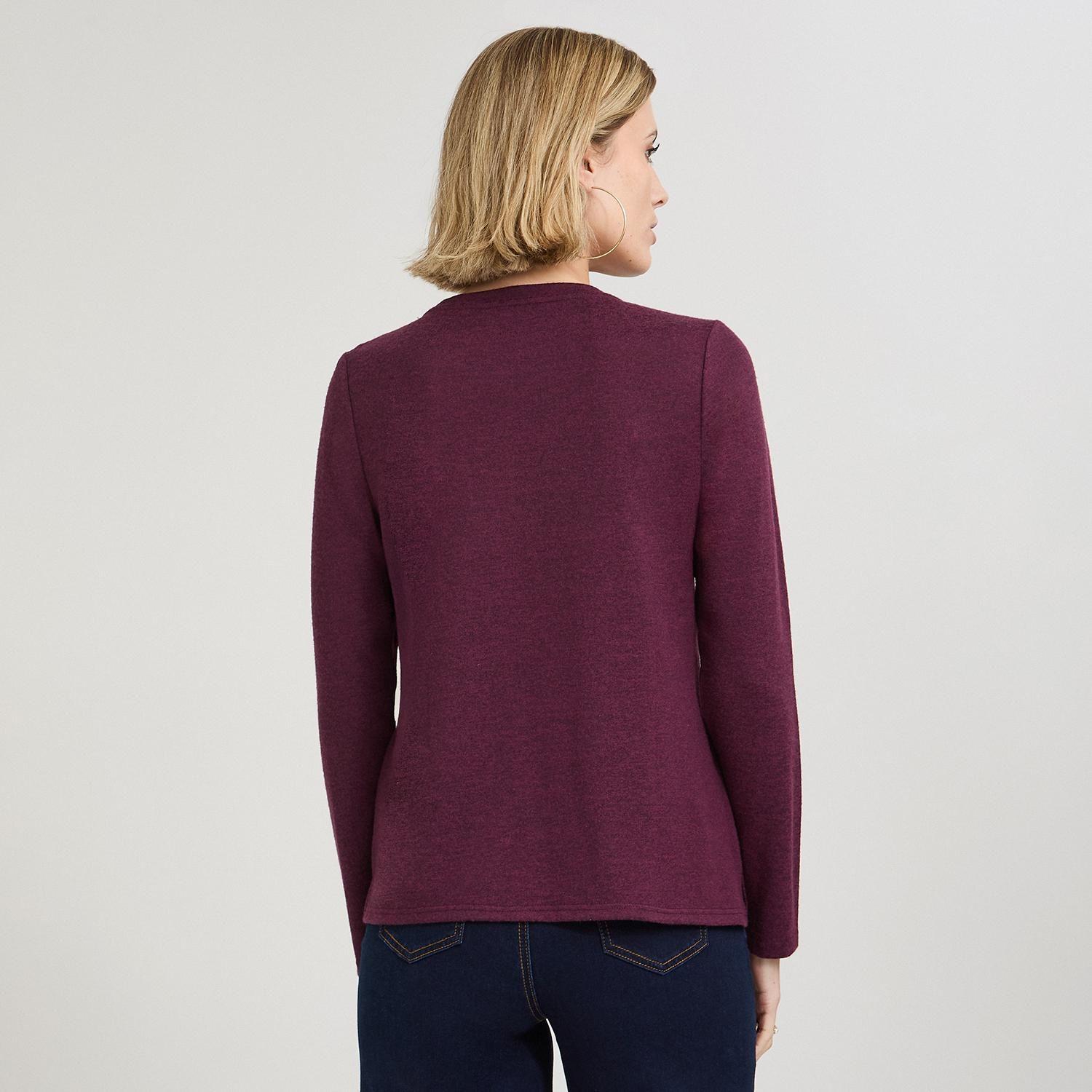 Polera Lanilla con Aplicación Bordada Morado-1