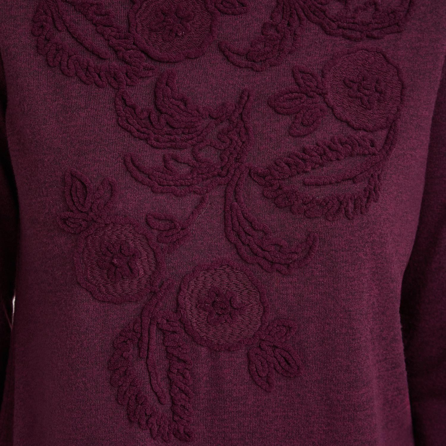Polera Lanilla con Aplicación Bordada Morado-2