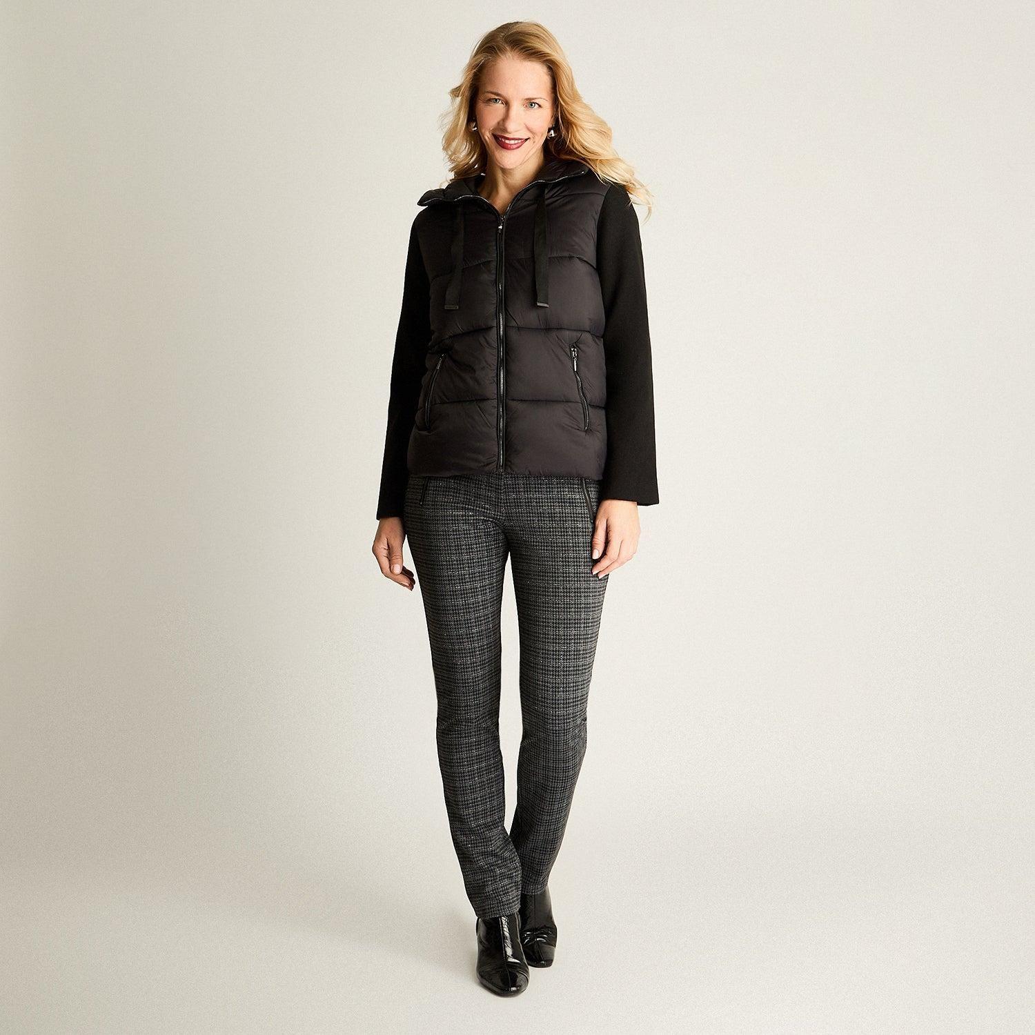 Parka Negra Con Manga De Abrigo Negro-2