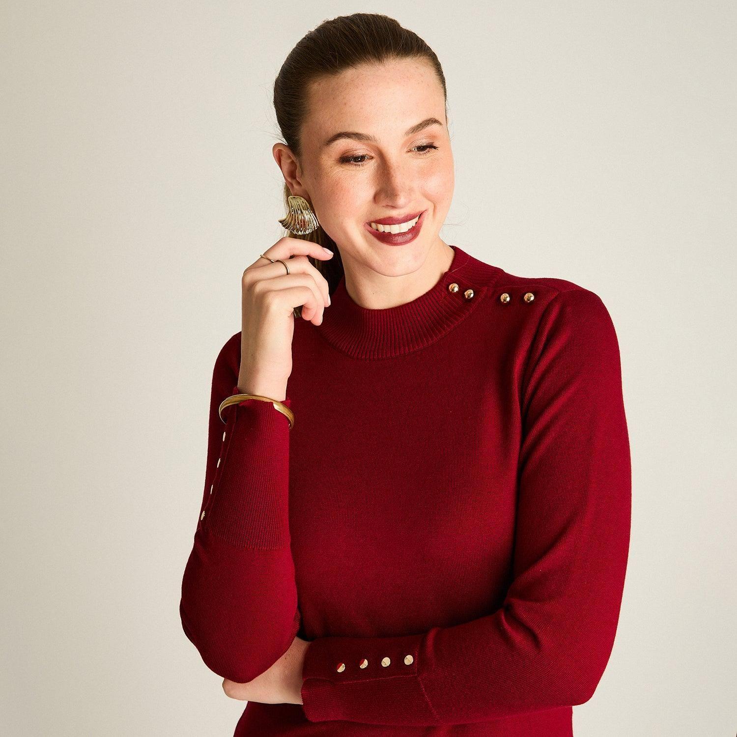 Sweater Rojo Cuello Mock con Botones en Hombro y Mangas-2