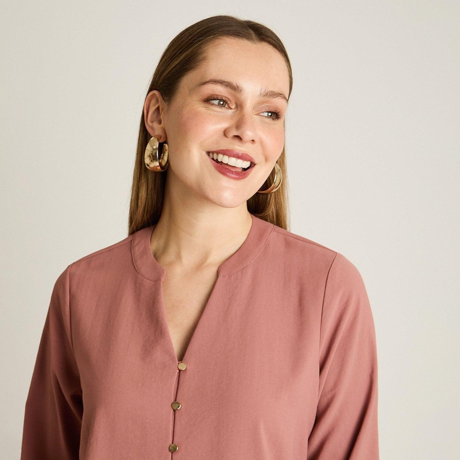 Blusa Rosada Lisa Cuello Mao con Botones-2