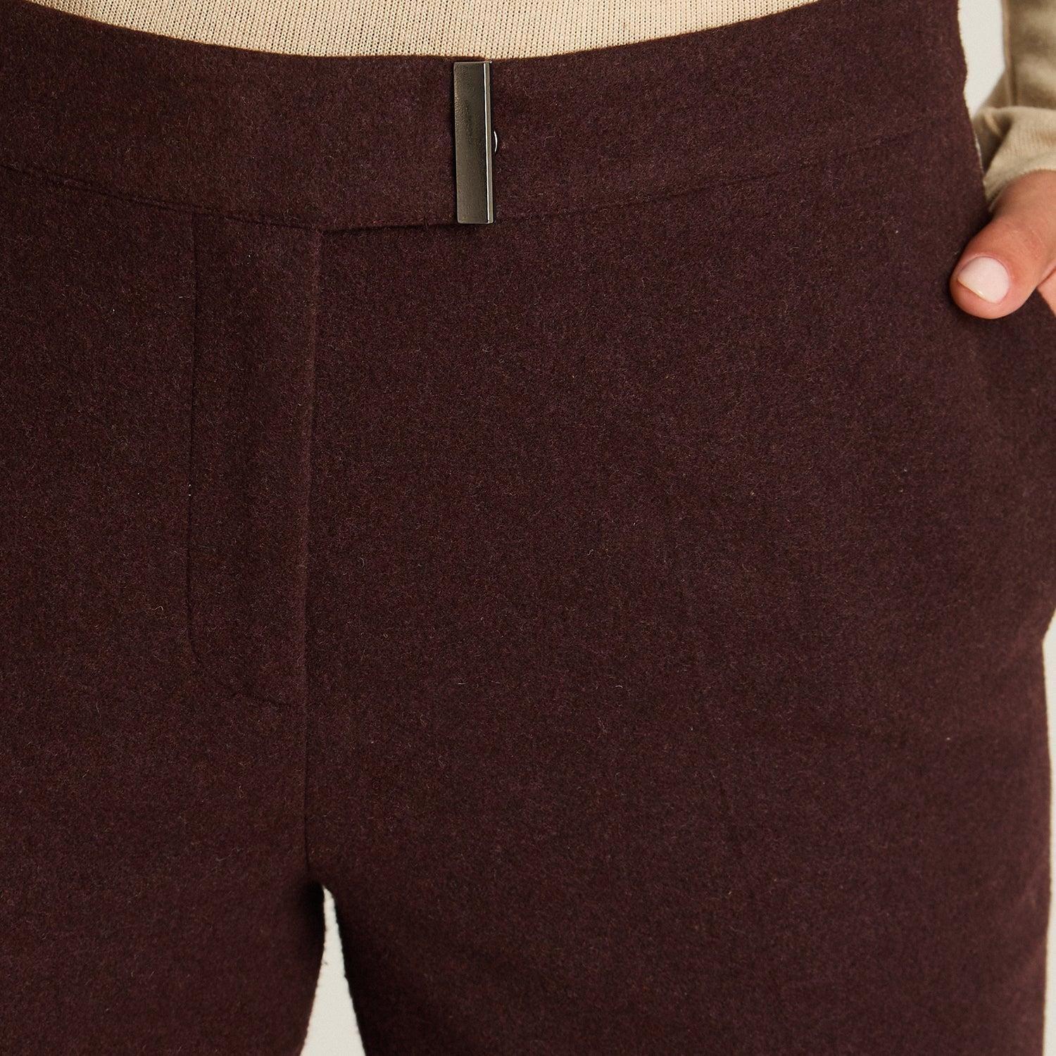 Pantalon Formal Burdeo Elasticidad Nula Sin Forro Calce Normal Tela Plano-2