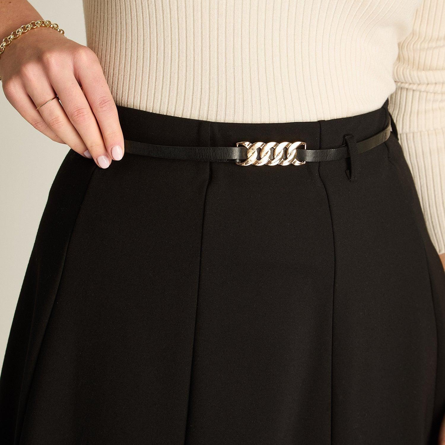 Falda Negra Punto Roma con Cadena en la Cintura-2