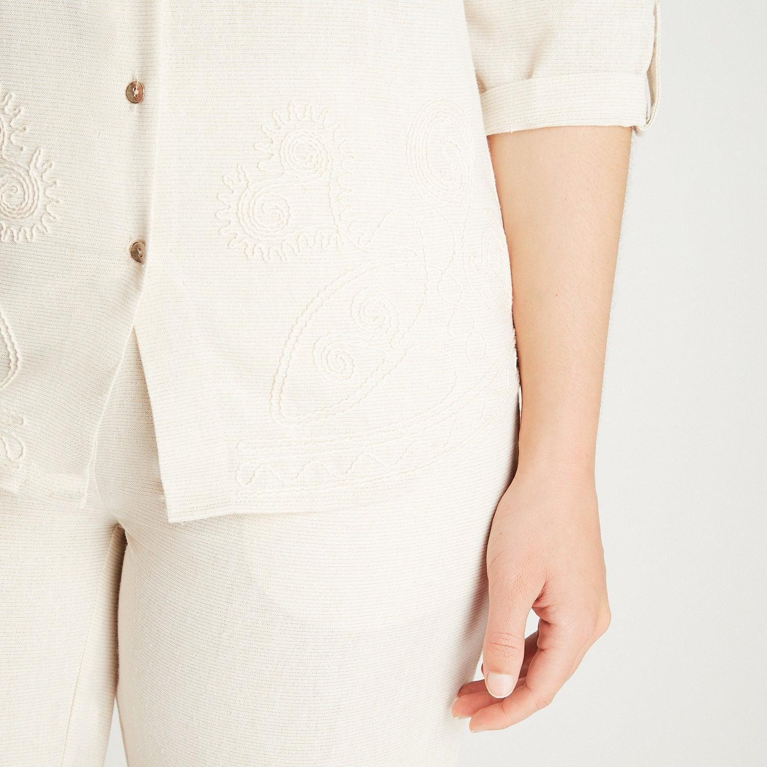 Blusa Beige Manga 3/4 Cuello Camisero-2