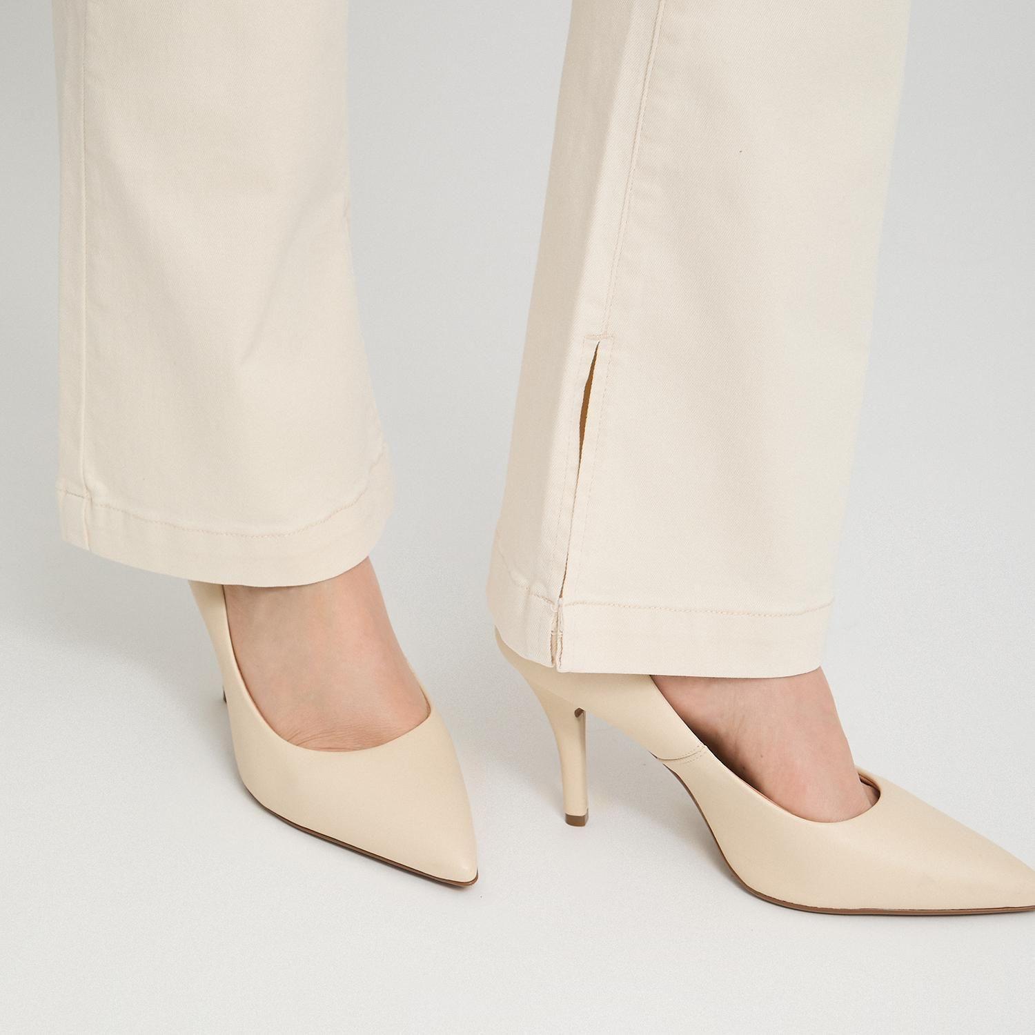 Jeans Flare 3 Botones Amarillo-2