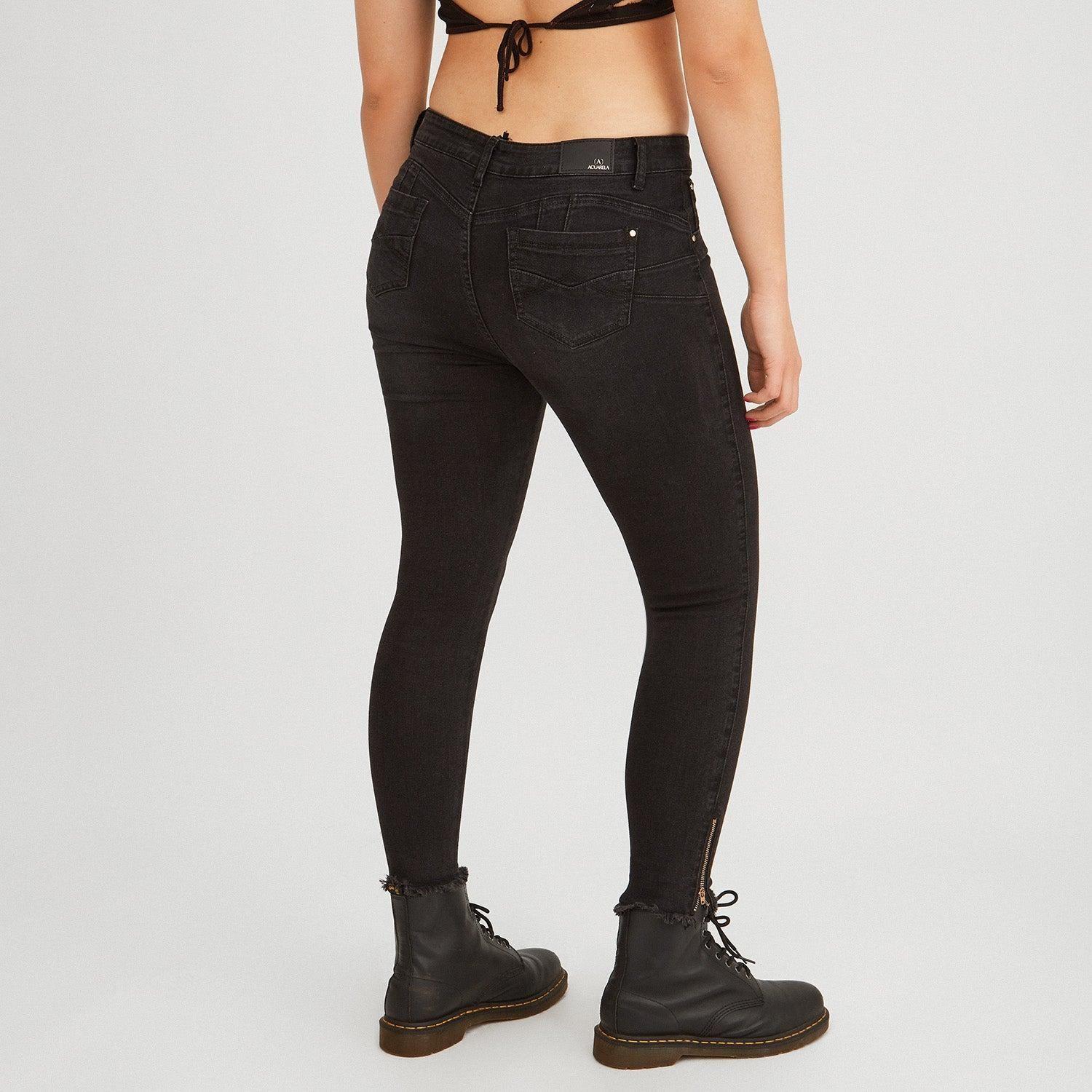 Jeans skinny negro con cierre en basta | Acuarela-1
