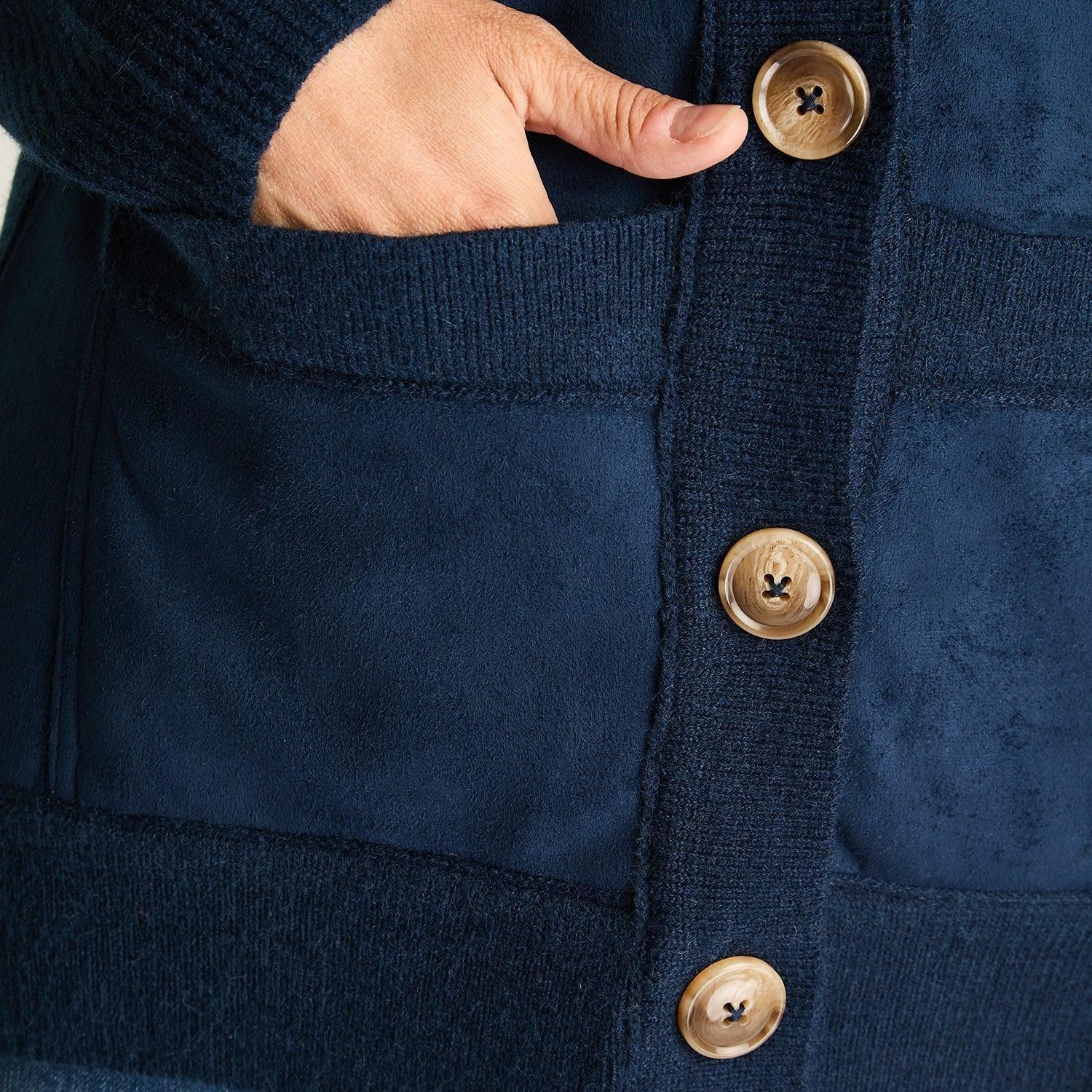 Cardigan Mix Fabric Con Aplicación De Suede Bonded Y Bolsillos Delanteros Azul-1