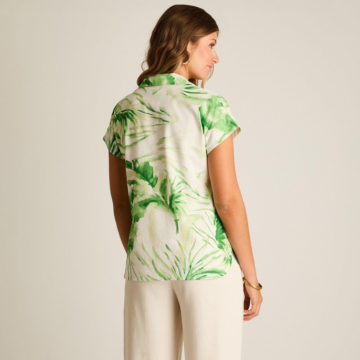 Blusa Verde Estampado Tropical y Calce Holgado-1