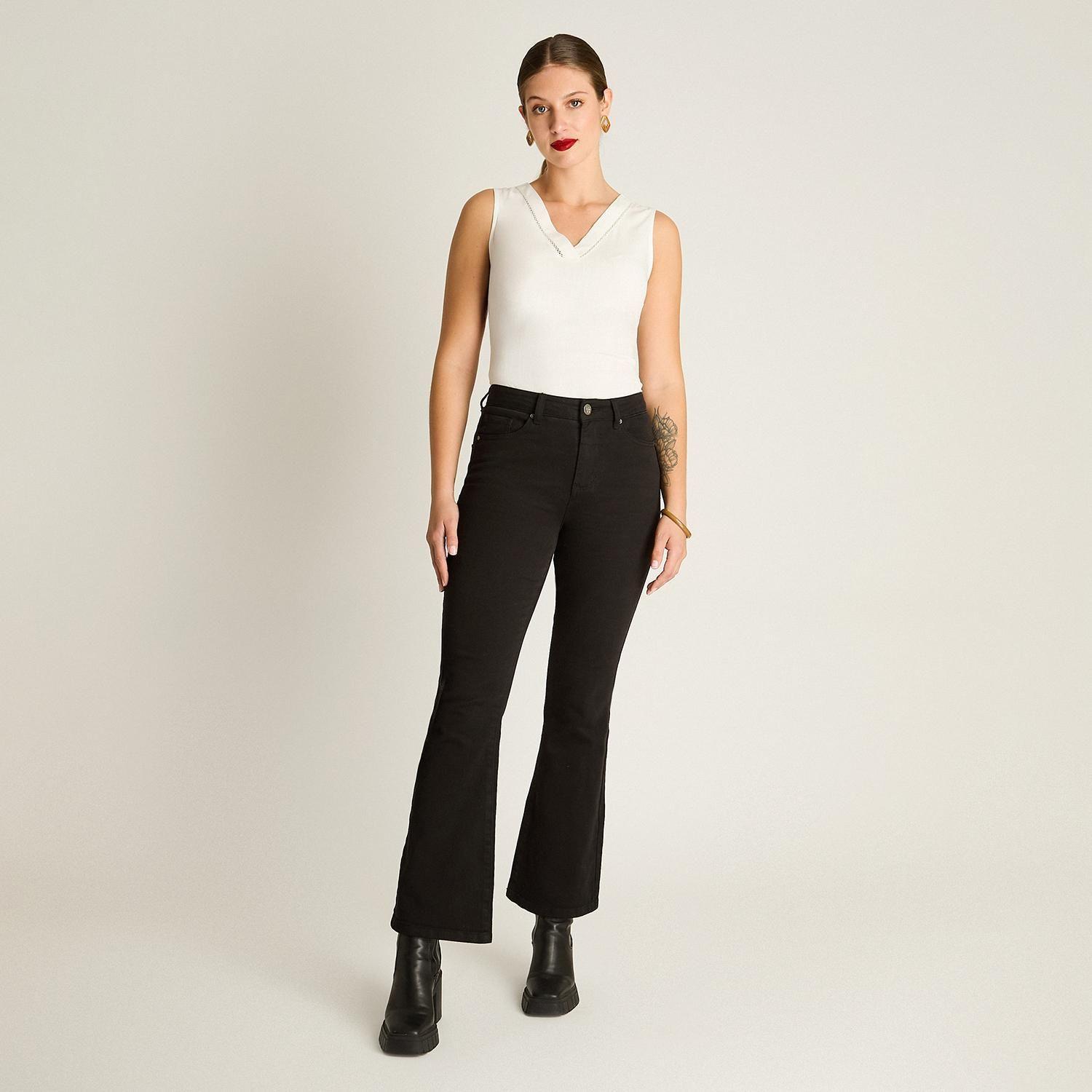 Jeans Negro Mini Flare de Tiro Medio con Cinco Bolsillos-3