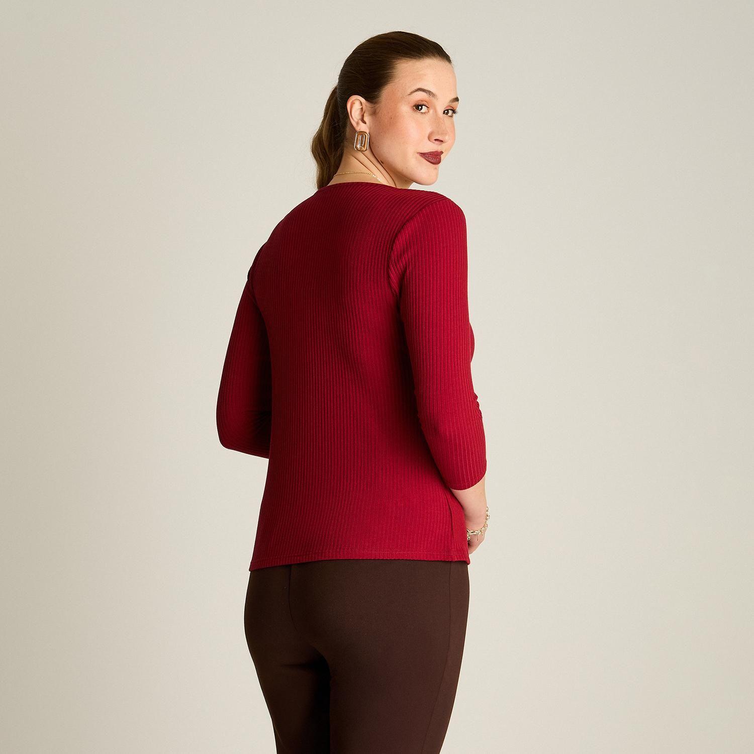 Polera Rib Rojo Manga 3/4 con Aplicación en Hombros-1