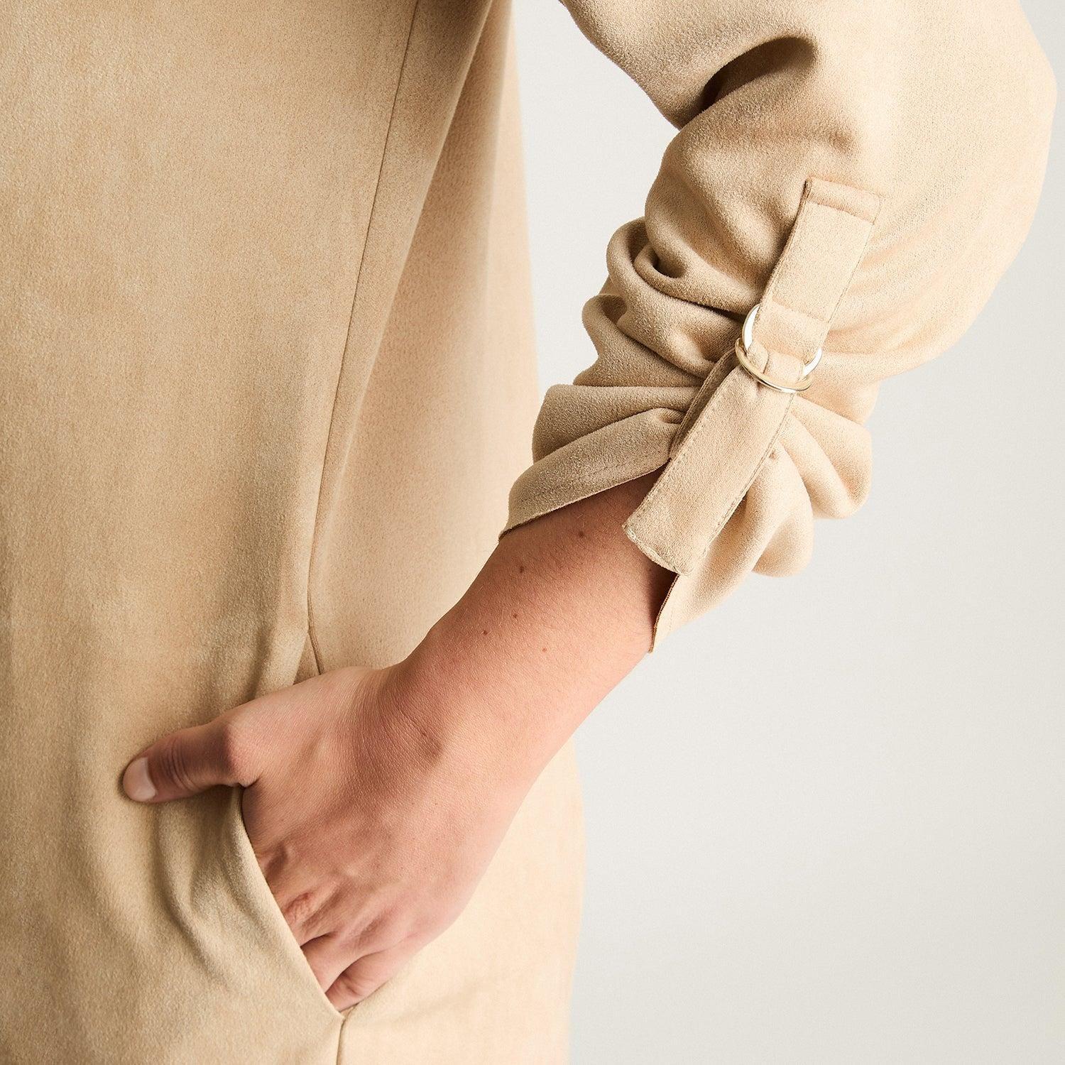 Chaqueta Manga Larga Tipo Tapado De Suede Manga Roll Up Beige-2
