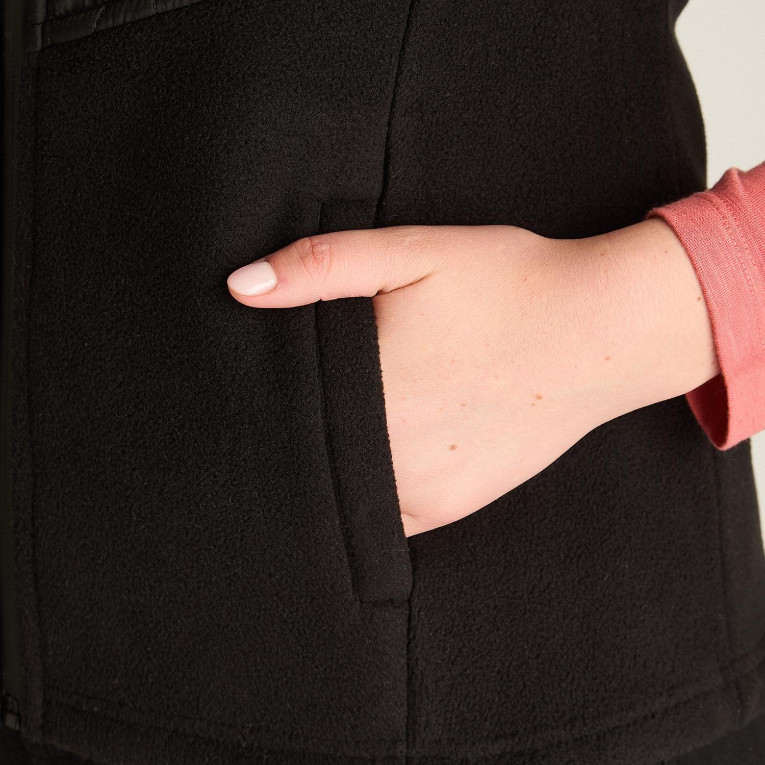 Polerón Polar Negro Sin Mangas Diseño Quilted a Tono-2