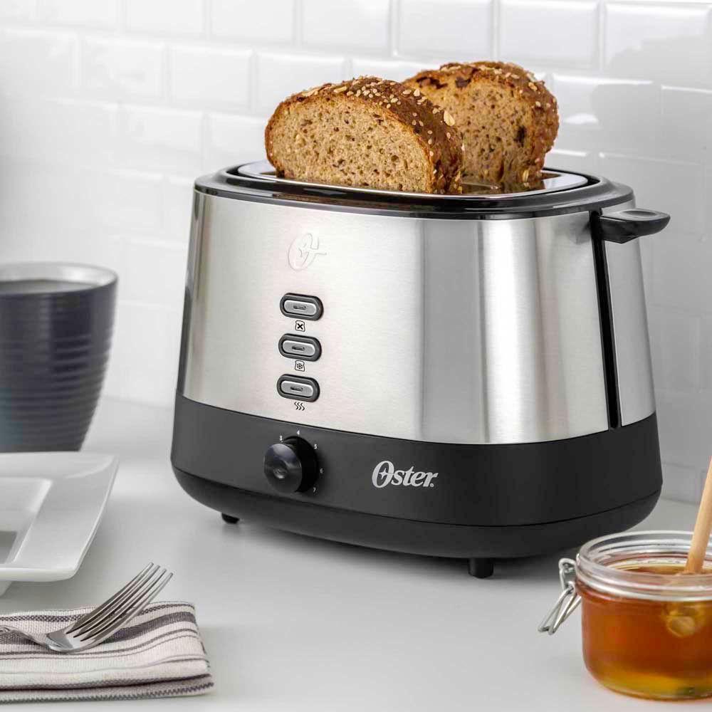 Tostador Oster® 2 rebanadas en acero inoxidable TSSTTR500-2
