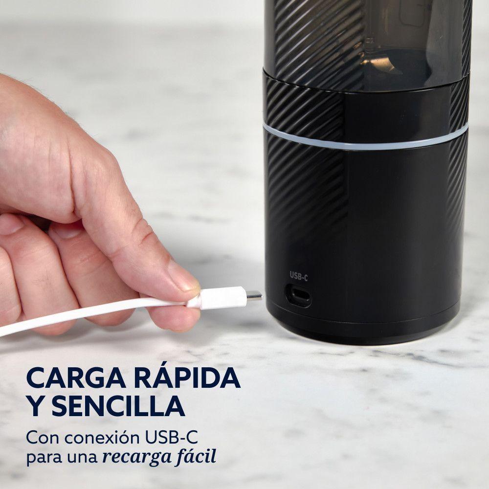 Licuadora Oster Portátil 590 ml Recargable Negro Blstgfpb20-5