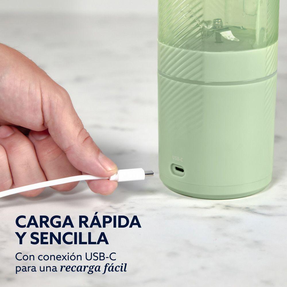 Licuadora Oster Portátil 590 ml Recargable Verde Blstgfpm20-5