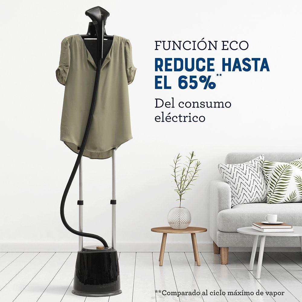 Vaporizador de prendas Oster® con tabla de soporte GCSTGS7050-3