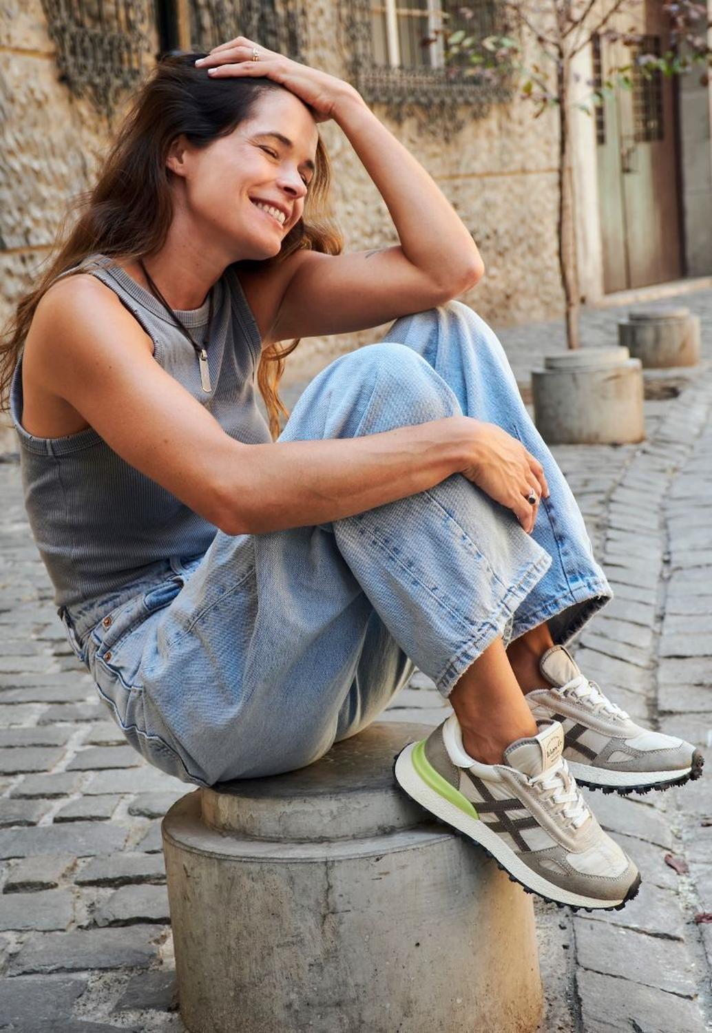 Zapatilla Urbana Mujer Chunky Taupe Wappy-2