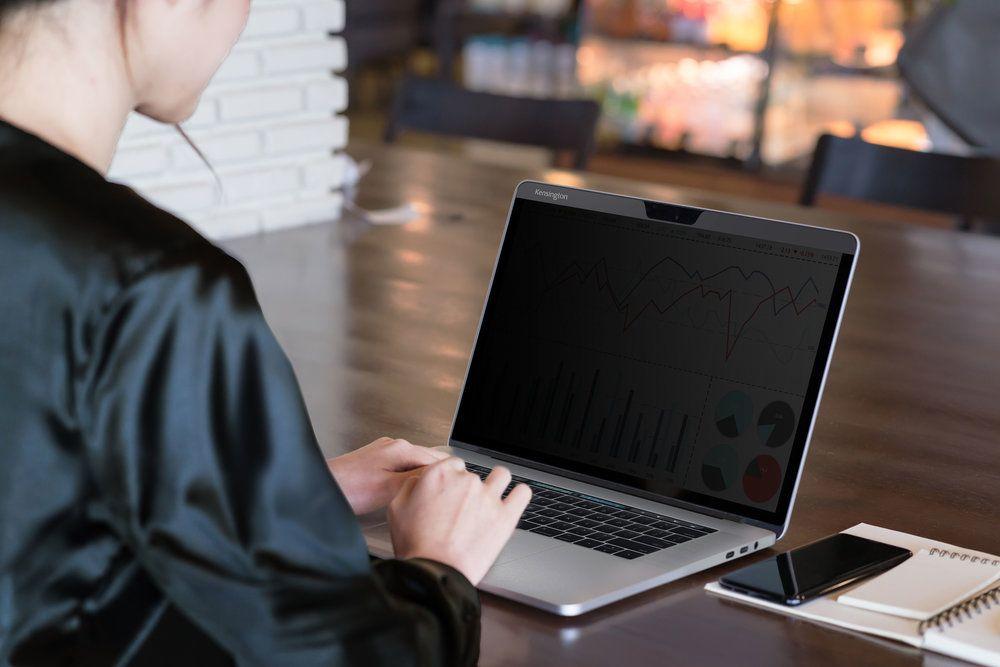 Filtro de Privacidad MacbookPro 13" Magnético Kensington-4